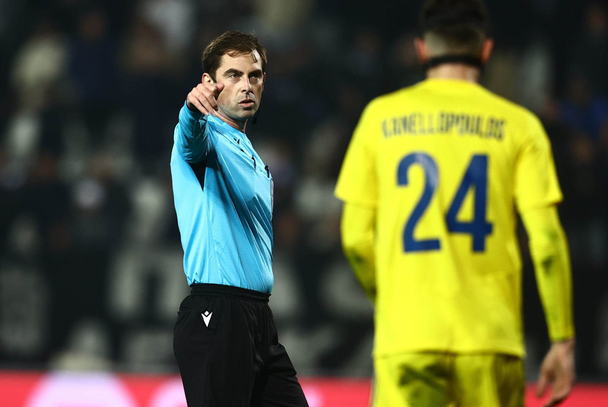 Αυτός είναι ο διαιτητής για το παιχνίδι της ΑΕΚ με την Κραϊόβα