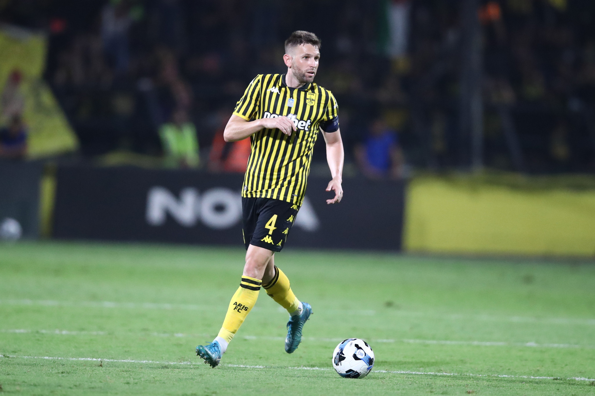 Ο Άρης ψάχνει και για στόπερ - Κίνδυνος χειρουργείου για τον Φαμπιάνο