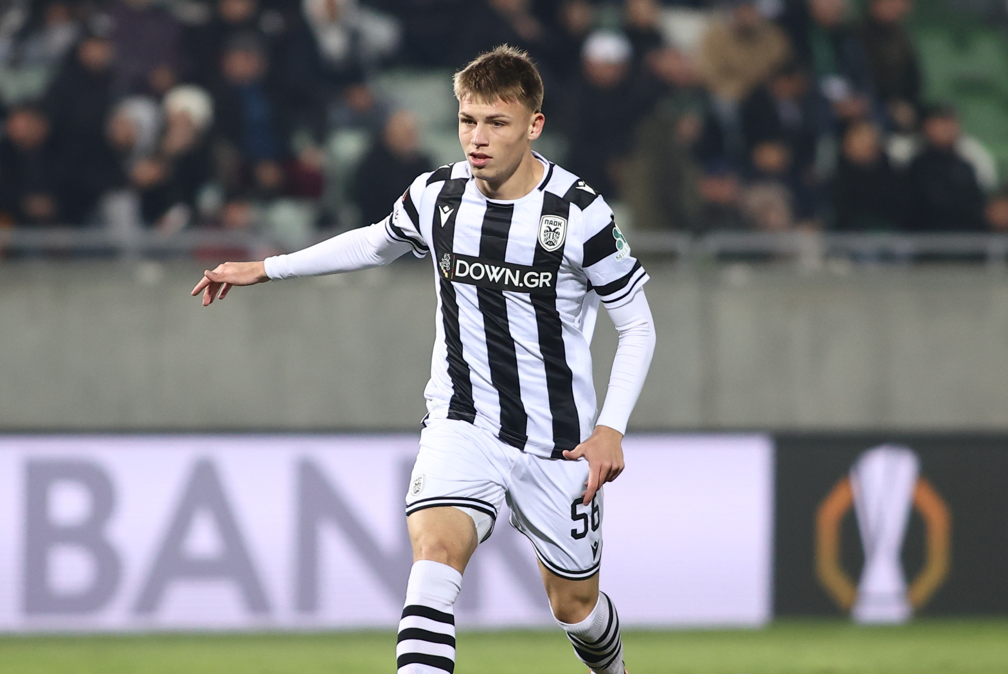 Το πρώτο ευρωπαϊκό γκολ του 18χρονου Μύθου που έδωσε βαθμό στον ΠΑΟΚ (video)