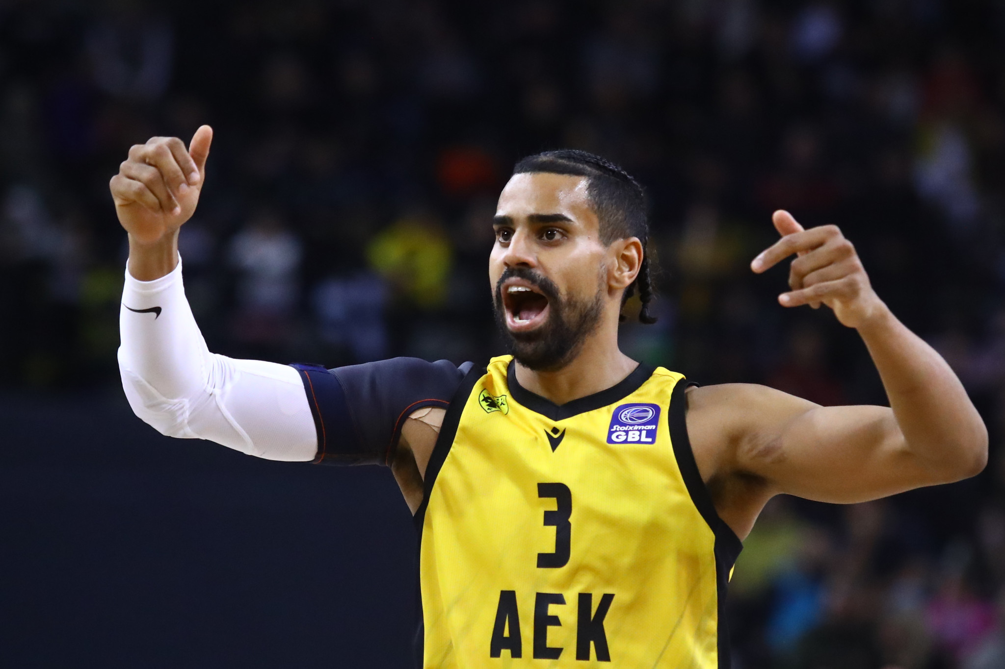 Ντεμπούτο στο BCL για Κλαβέλ, με 10άδα η ΑΕΚ στην Ουγγαρία