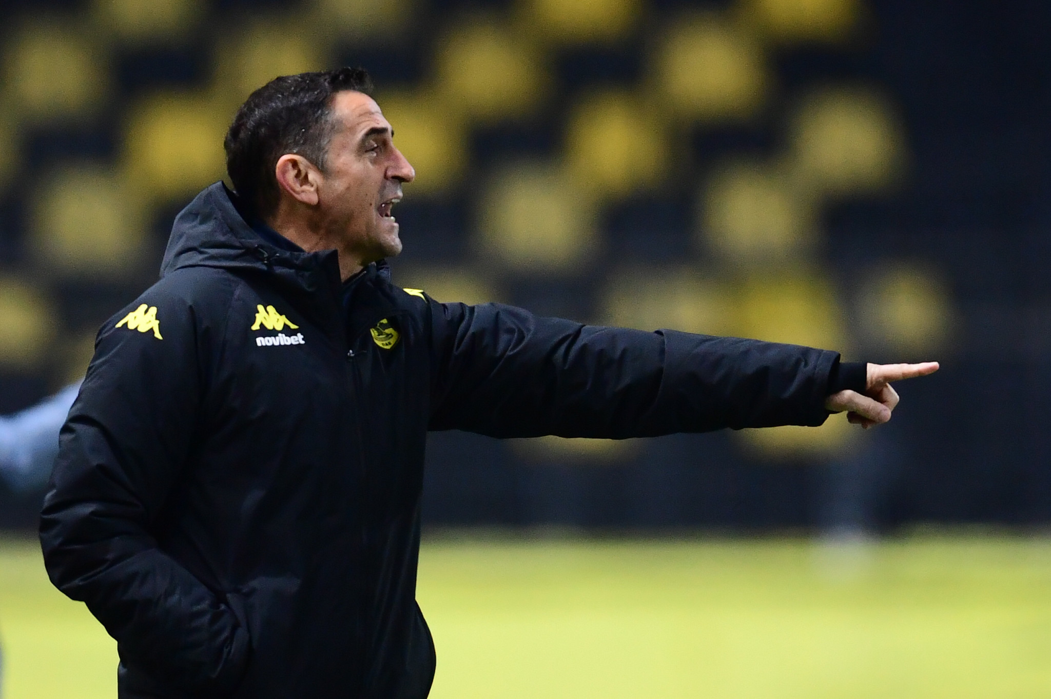 Ο Χιμένεθ έριξε το μπαλάκι σε Ρέγες και Καρυπίδη για ενίσχυση