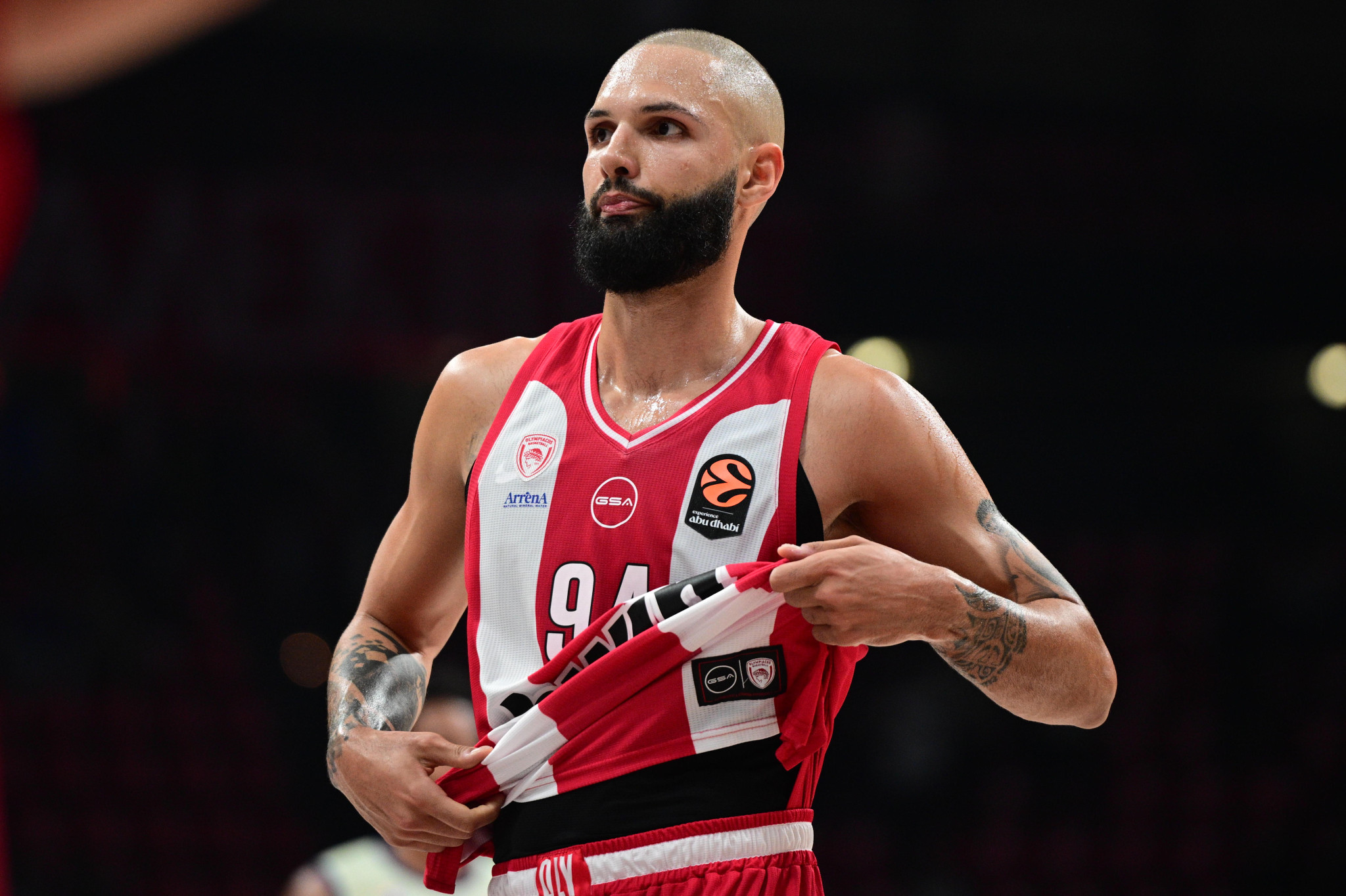 Όσο δεν αλλάζει θα «υποφέρει»