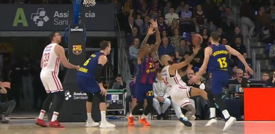 «Τρελο» εκτός ισορροπίας καλάθι του Φουρνιέ στο... πρόσωπο του Κλάιμπερν (video)