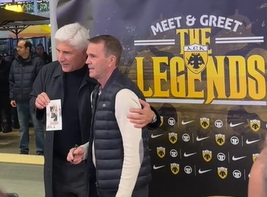 Συγκίνηση στη Νέα Φιλαδέλφεια: Ο Στέλιος Μανωλάς συναντήθηκε ξανά με τον Τόνι Σαβέφσκι (video)