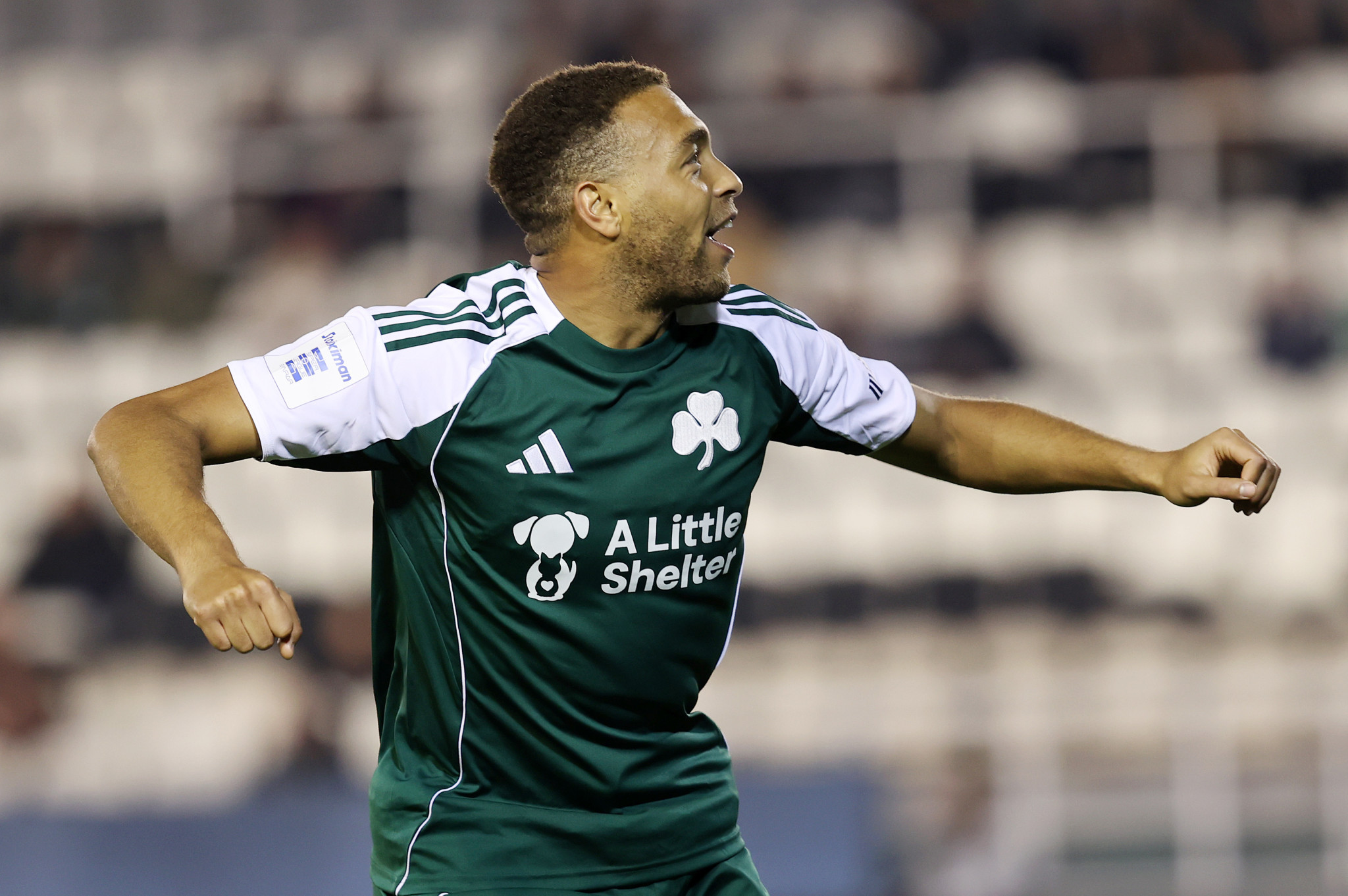 Ο Ντέσερς εκτός από τη συνέπεια στο γκολ, θα «ξεκλειδώσει» και το παιχνίδι του Μπακασέτα