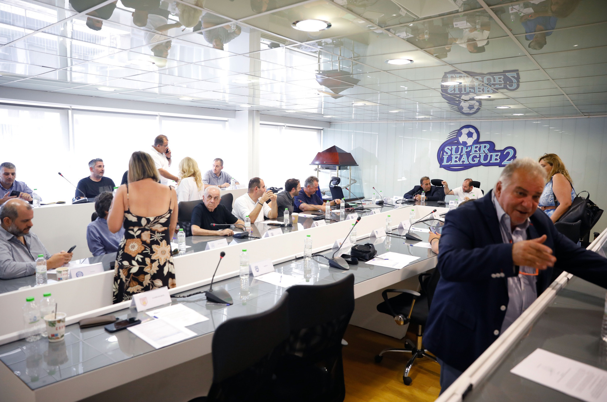 Συμβούλιο για χορηγό - ονοματοδότη στη Super League 2