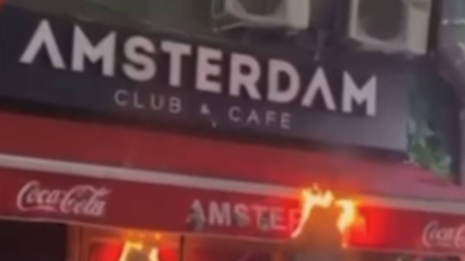 Απίστευτο σκηνικό στο Βουκουρέστι: Οπαδοί της Φέγενορντ βανδάλισαν διαμέρισμα μετά από ήττα (video)