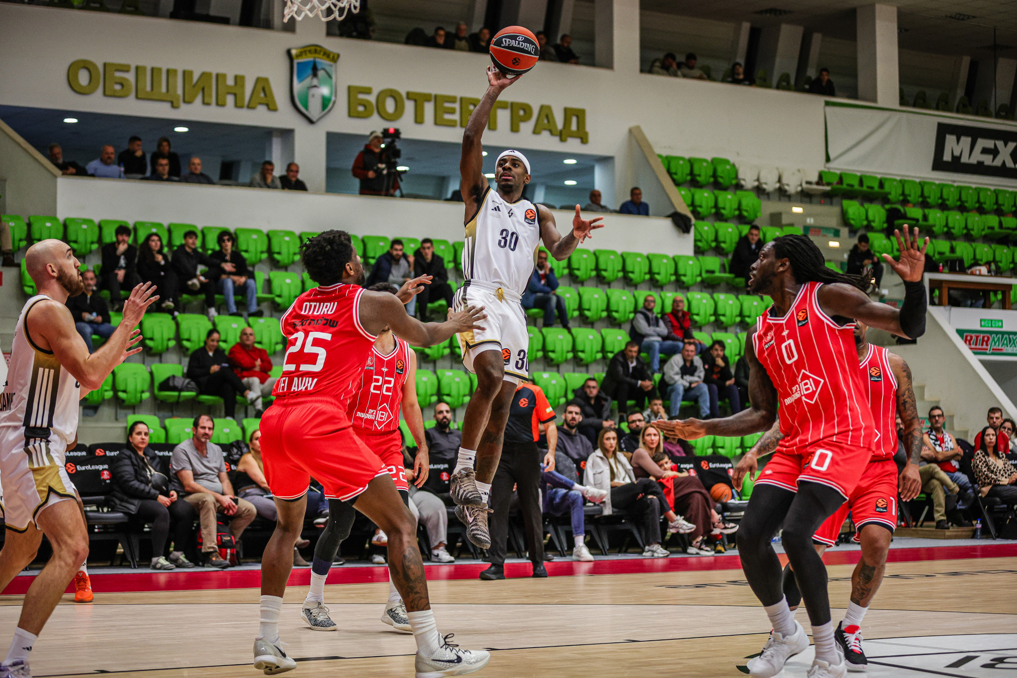 Η βαθμολογία της EuroLeague μετά την πρώτη ημέρα της 14ης αγωνιστικής
