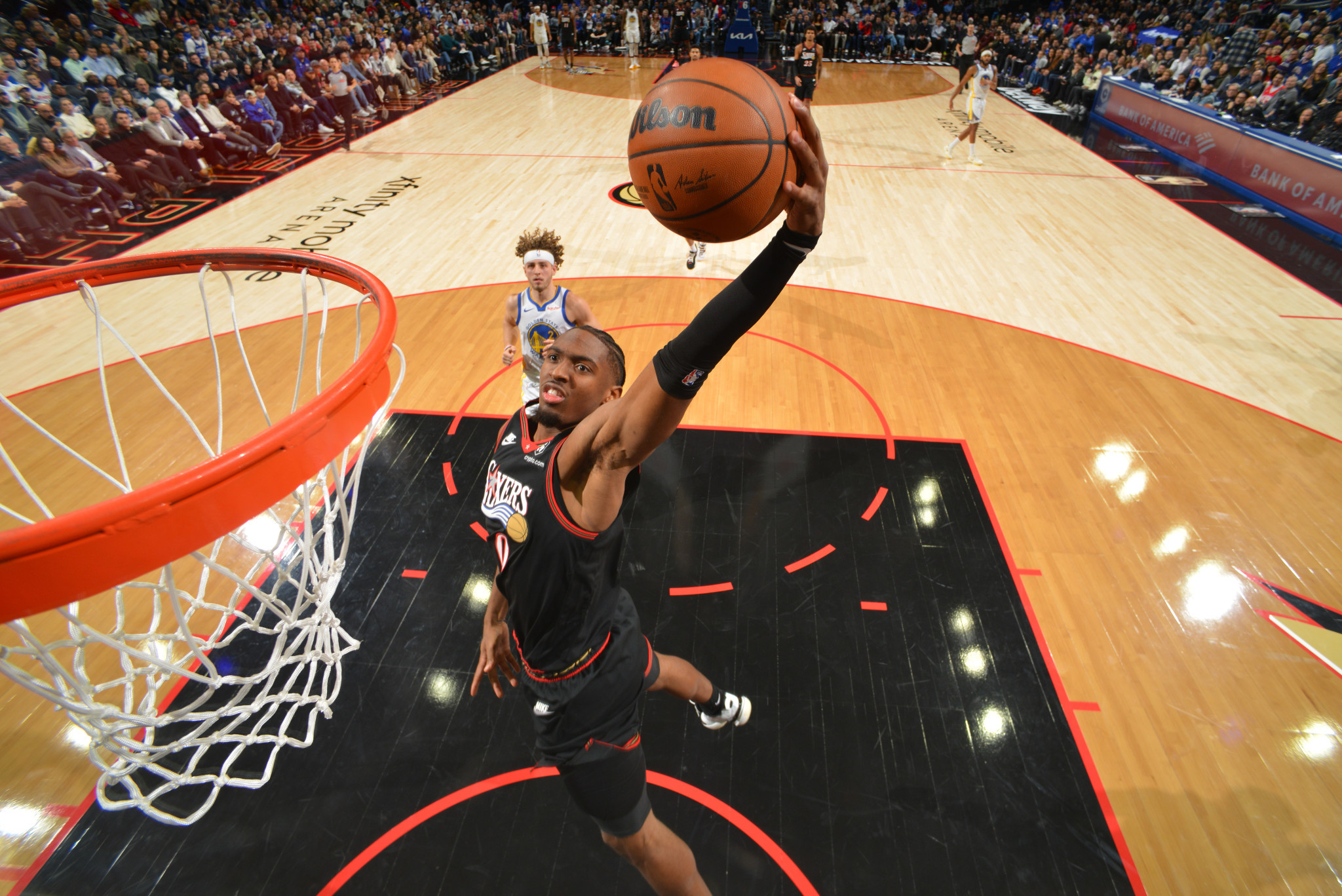 Οι 76ers «κλείδωσαν» τους Γουόριορς και πήραν σπουδαία νίκη, περίπατος των Σέλτικς στην Ουάσινγκτον