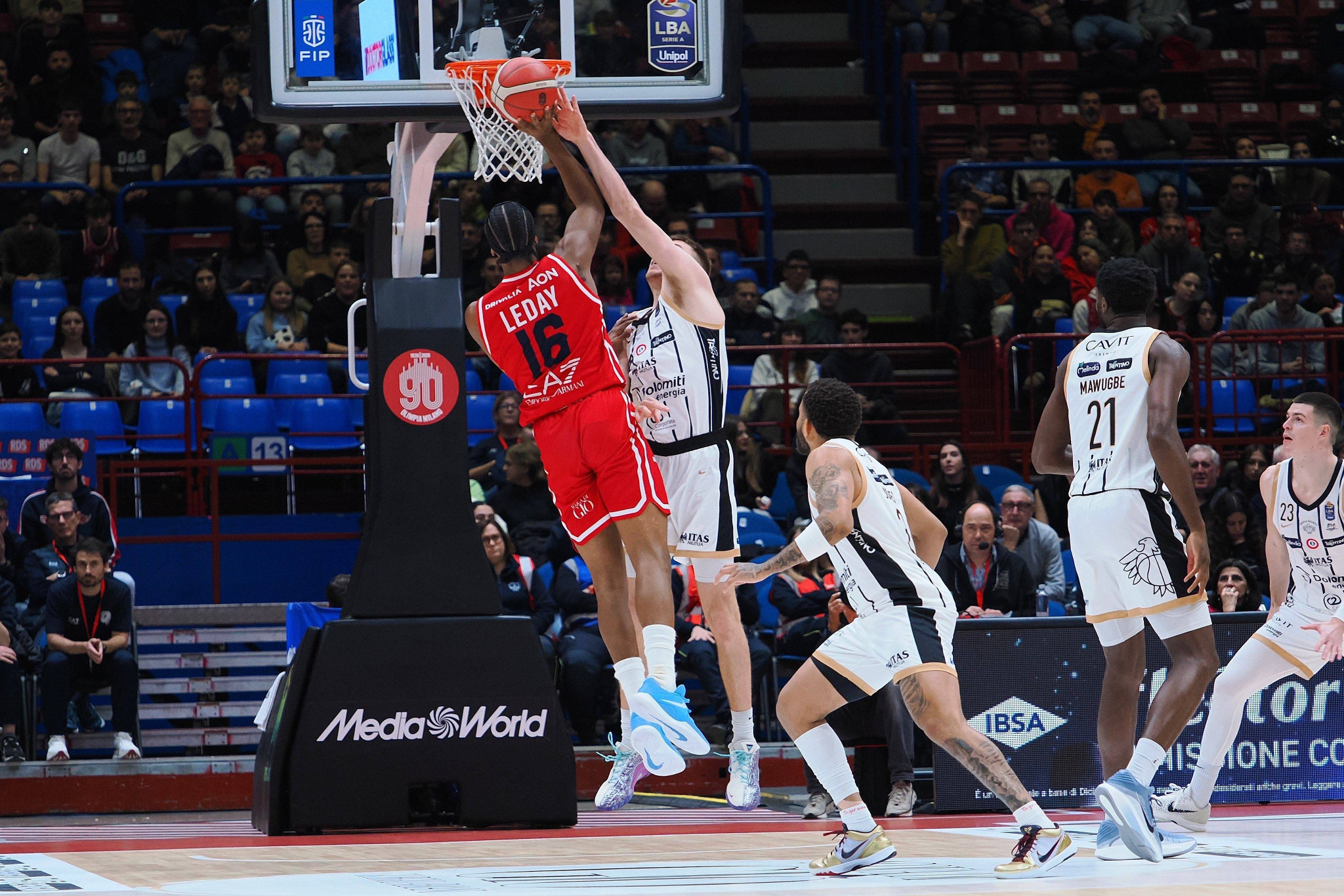 Ο Λεντέι έδωσε στη Μιλάνο τη νίκη επί της Τρέντο του Καντσελιέρι πριν υποδεχθεί τον Παναθηναϊκό