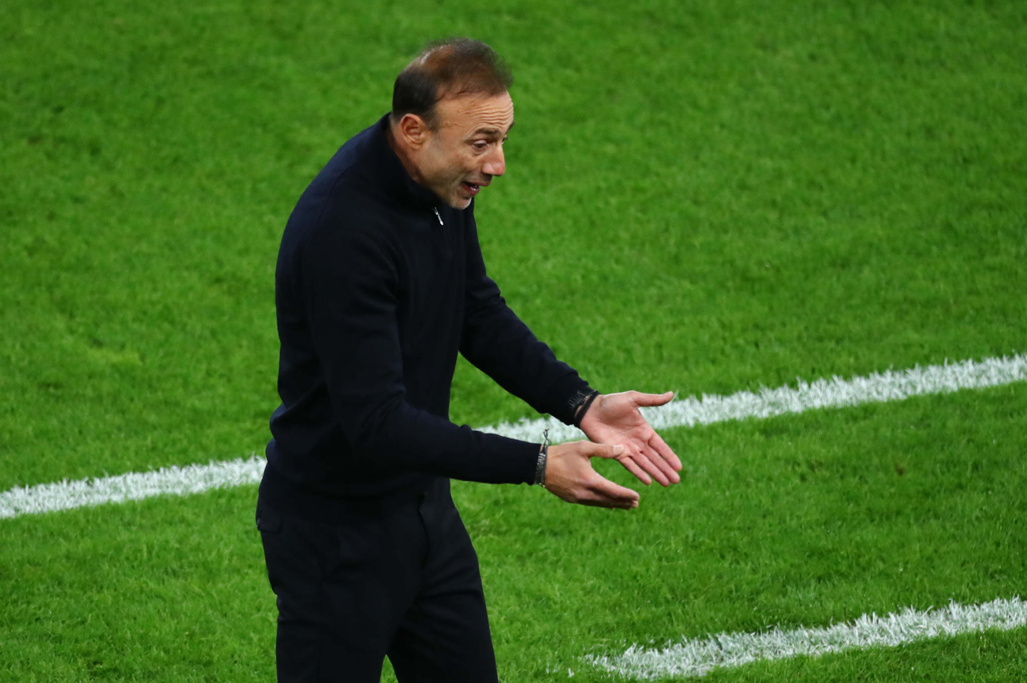 Κόντης μετά την ήττα του ΟΦΗ από τον Ολυμπιακό: «Τα λόγια στέρεψαν, μόνο έργα»