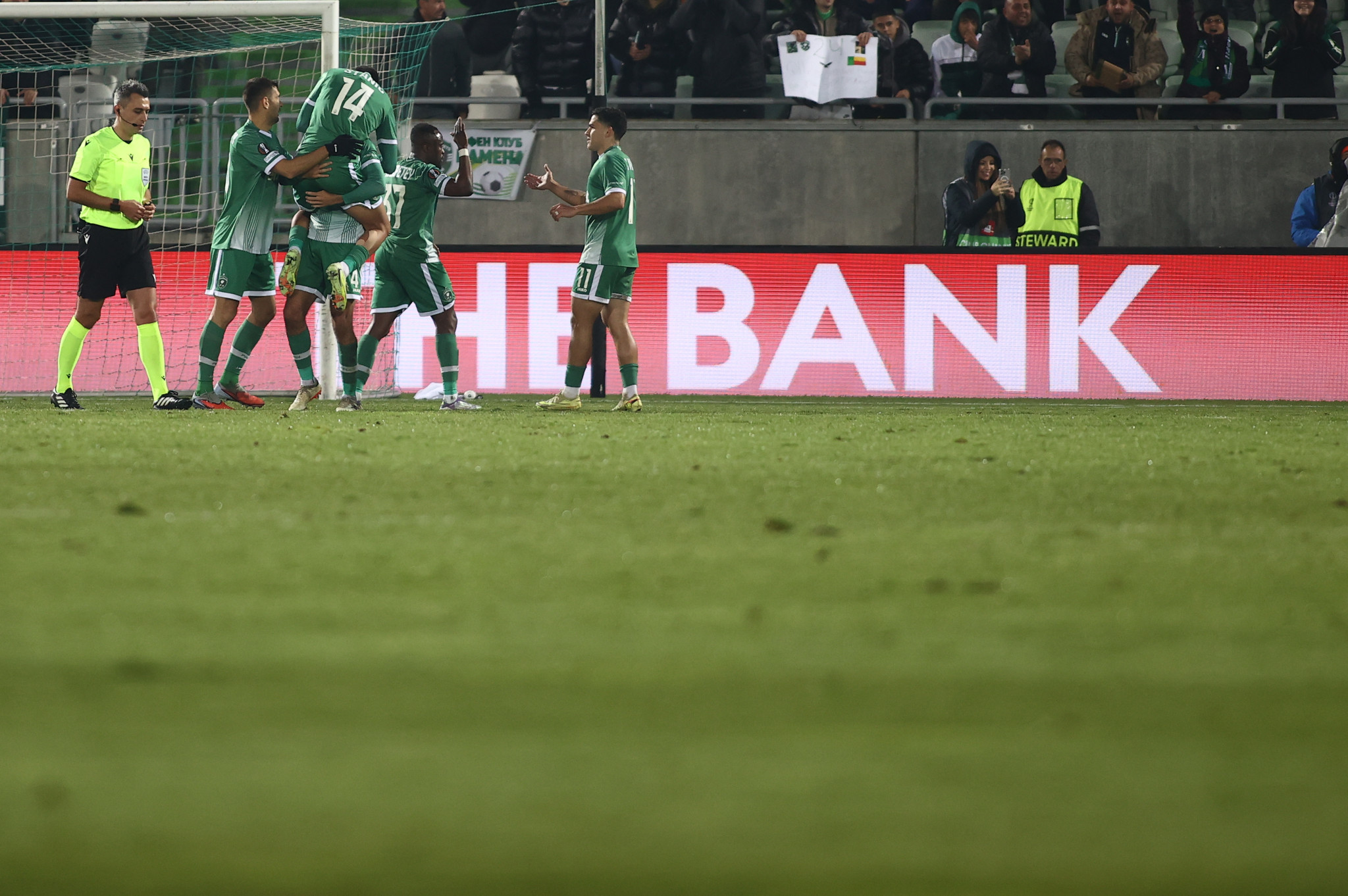 Η Λουντογκόρετς «χτυπά» με τον Βερντόν από στατική φάση και ισοφαρίζει σε 2-2 τον ΠΑΟΚ (video)