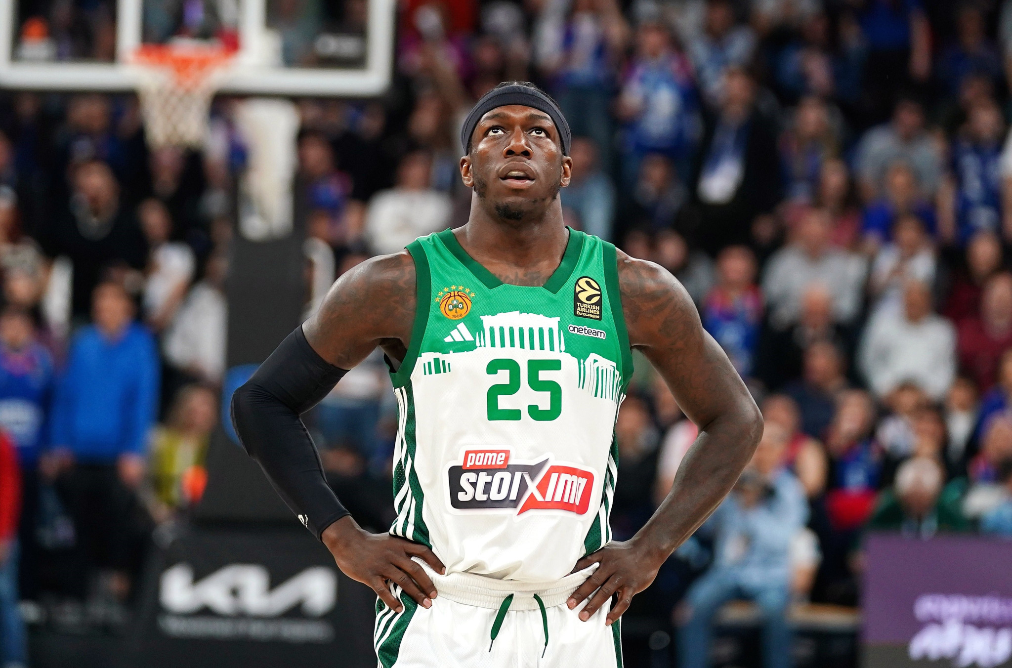 Μυθικό ημίχρονο του Ναν στην Κωνσταντινούπολη: 15 πόντοι σε 13 λεπτά