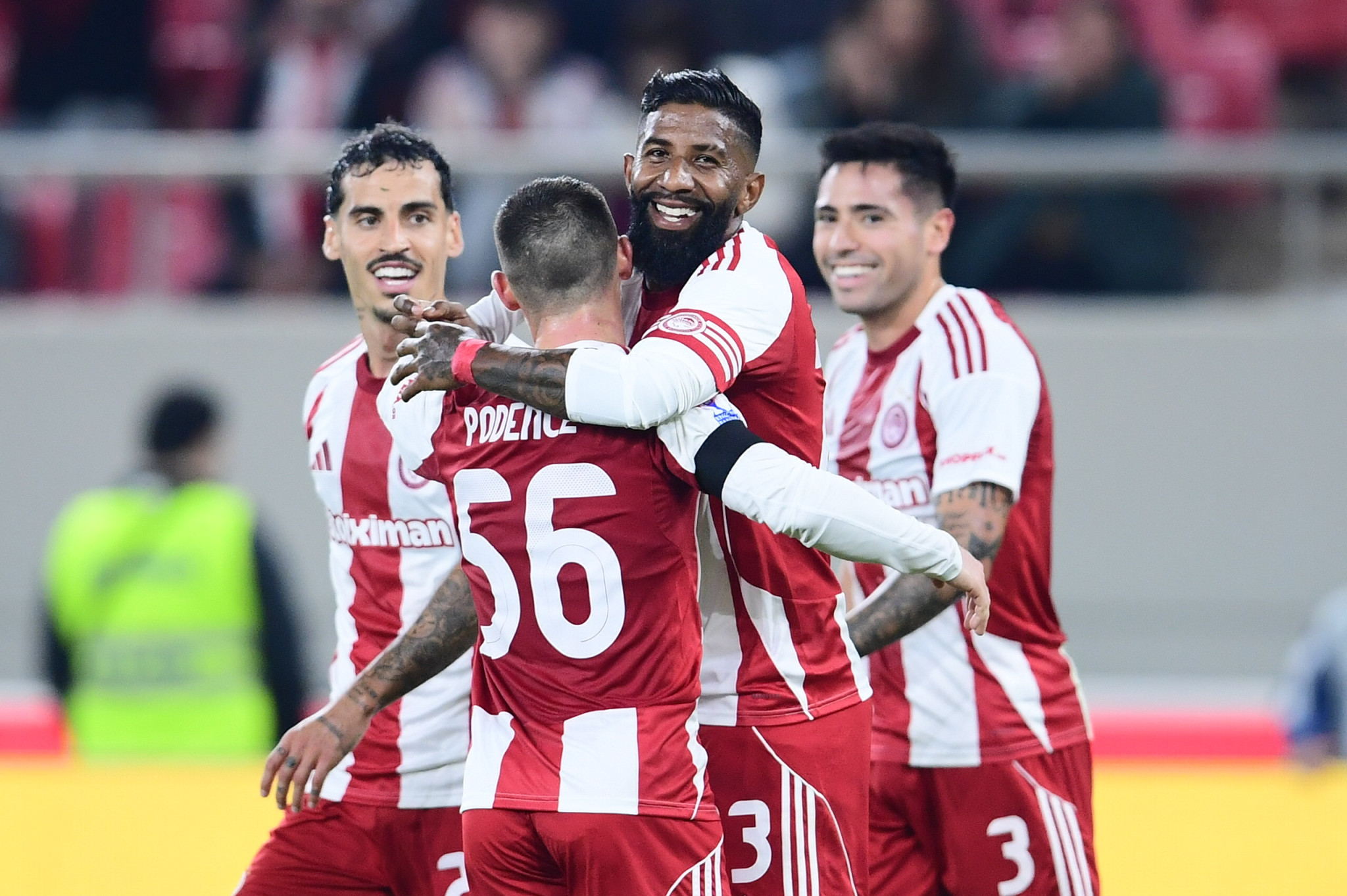 Πρώτος και καλύτερος ο Ολυμπιακός συνέτριψε τον Ηρακλή με εξάρα