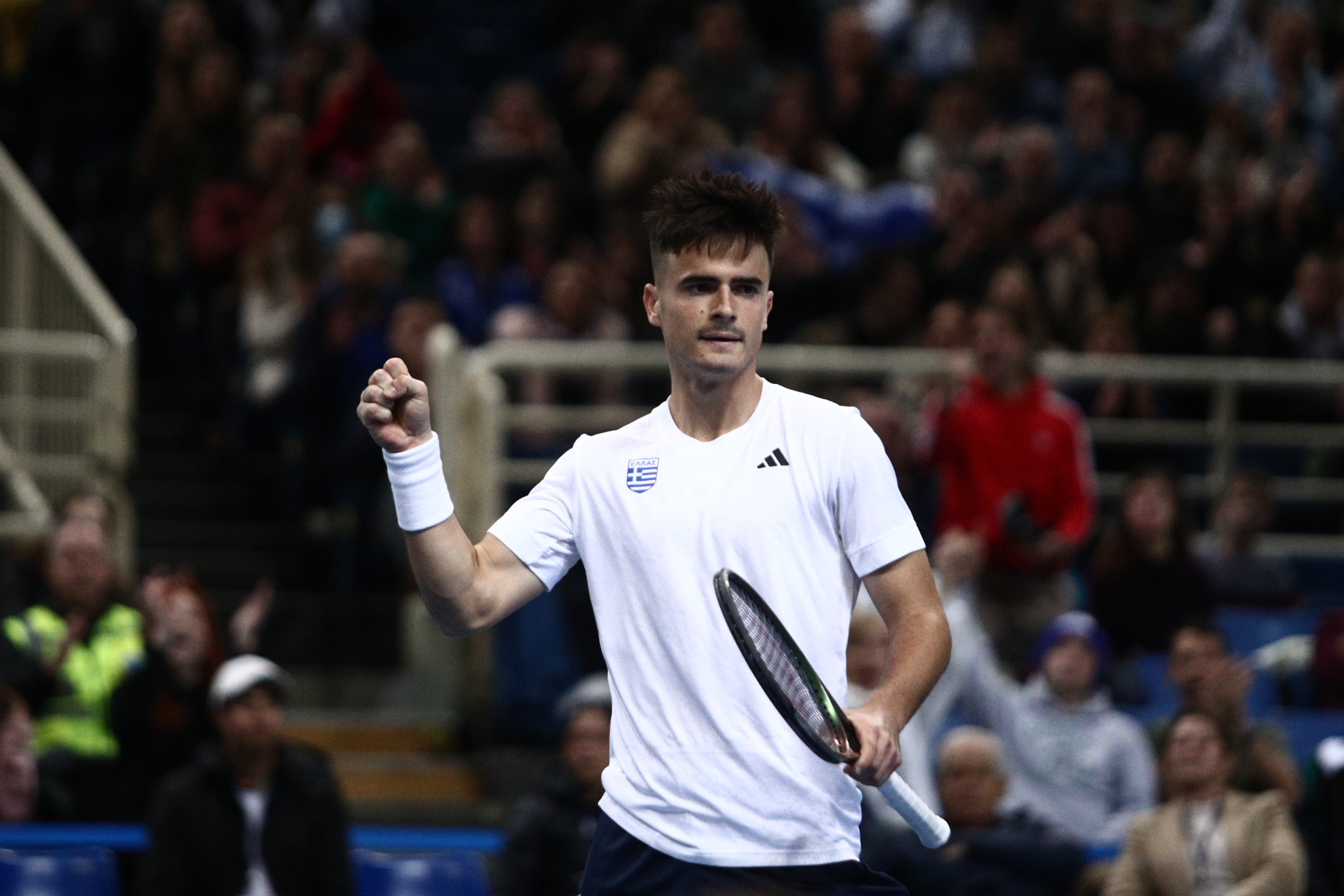 Ο Πέτρος Τσιτσιπάς επιστρέφει στον ρόλο του «αρχηγού» της Εθνικής Ελλάδας