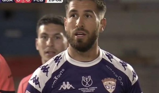 Δεν είναι AI: Ο σωσίας του Σέρχιο Ράμος που «τράβηξε τα βλέμματα» στο Γουαδαλαχάρα - Μπαρτσελόνα