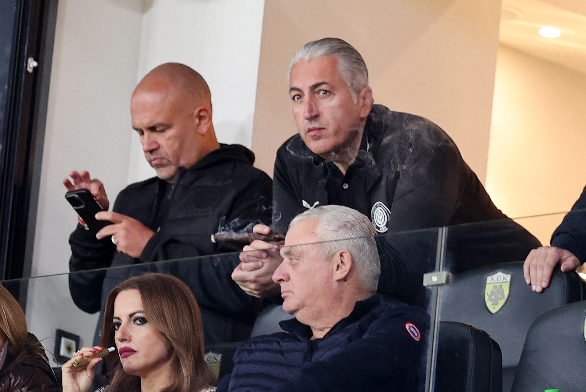 Οργή στον ΟΦΗ για τη διαιτησία του ματς με την ΑΕΚ - Οι αναρτήσεις του Μπούση (photos)