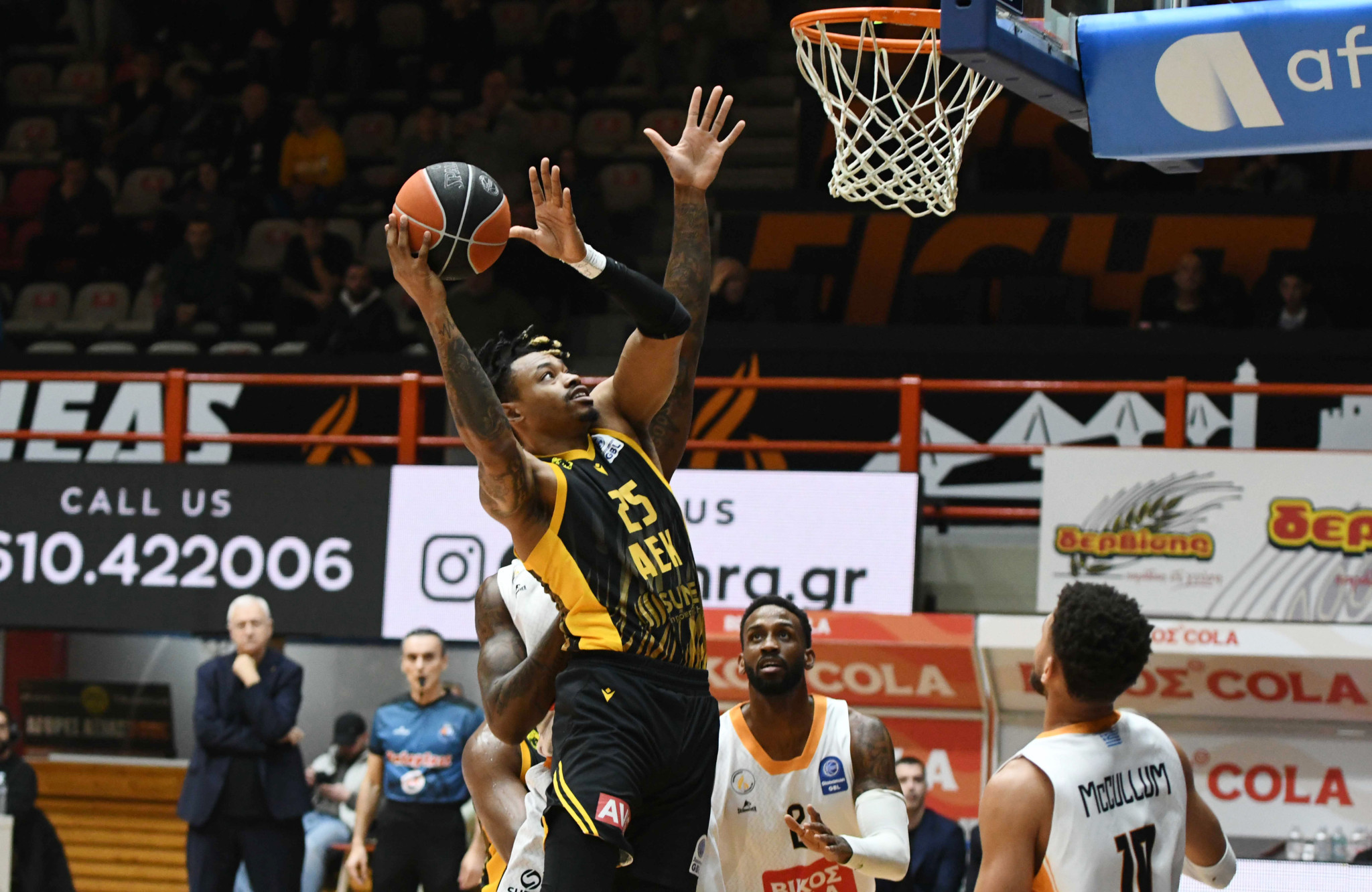 Ο Αντόνις Αρμς στο Athletikο: «Αγαπώ τον Σίλβα, αλλά η ΑΕΚ προχωράει μπροστά»