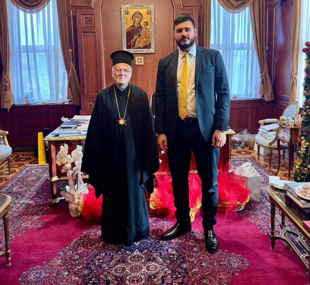 Με πρωτοβουλία Ηλιόπουλου, η ΠΑΕ ΑΕΚ εκπροσωπήθηκε στον εορτασμό των Χριστουγέννων στην Κωνσταντινούπολη