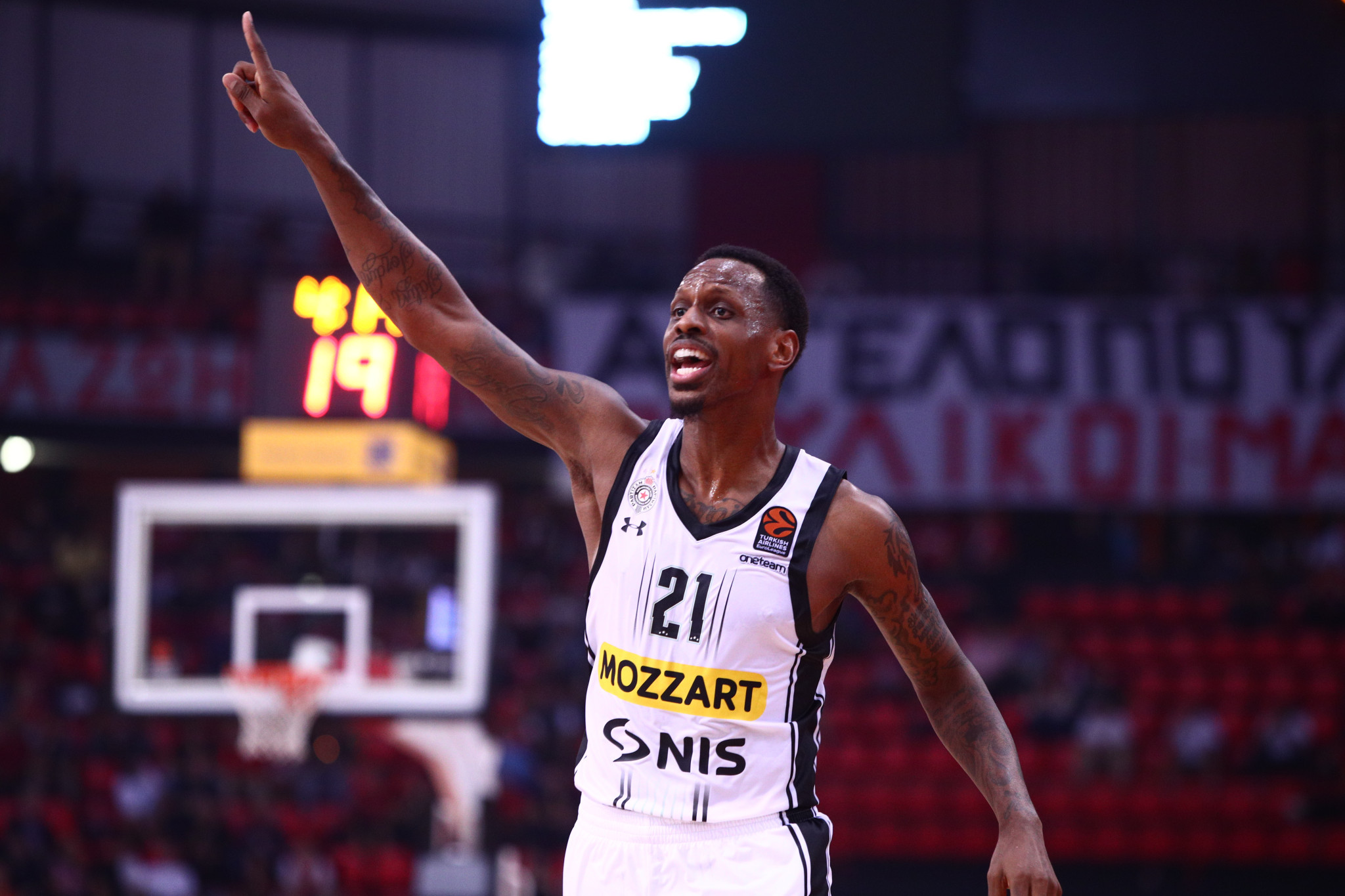 Σε τι κατάσταση είναι ο Νάναλι λίγο πριν ταξιδέψει στην Ελλάδα για την ΑΕΚ