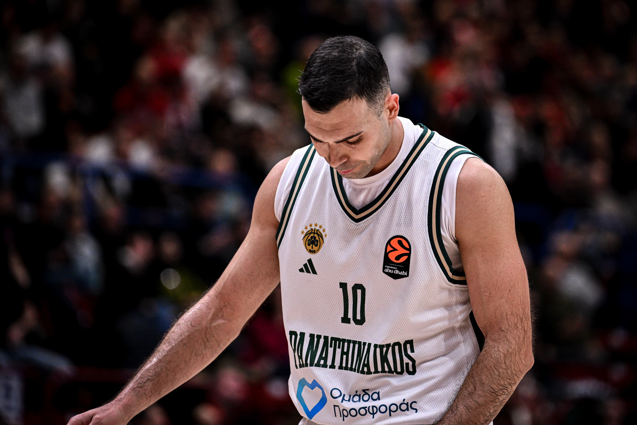 Πρόβλημα για τον Παναθηναϊκό - Μένει εκτός ο Σλούκας με τη Ζάλγκιρις και «τρέχει» για Ολυμπιακό