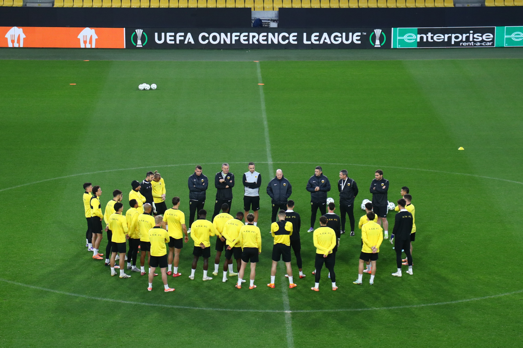 Φιλικό της ΑΕΚ με την Κ19 την παραμονή Πρωτοχρονιάς με παρουσία μικρών φίλων της ομάδας