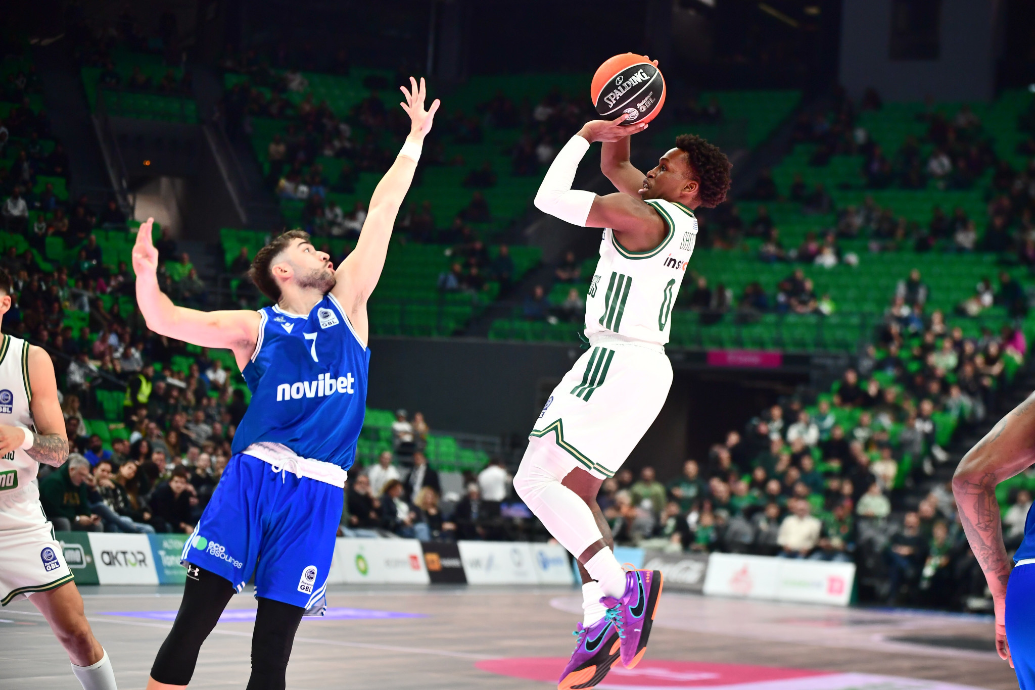 Ο Παναθηναϊκός φιλοξενεί στο ΟΑΚΑ μια παρέα παιδιών από φορείς προστασίας ανηλίκων