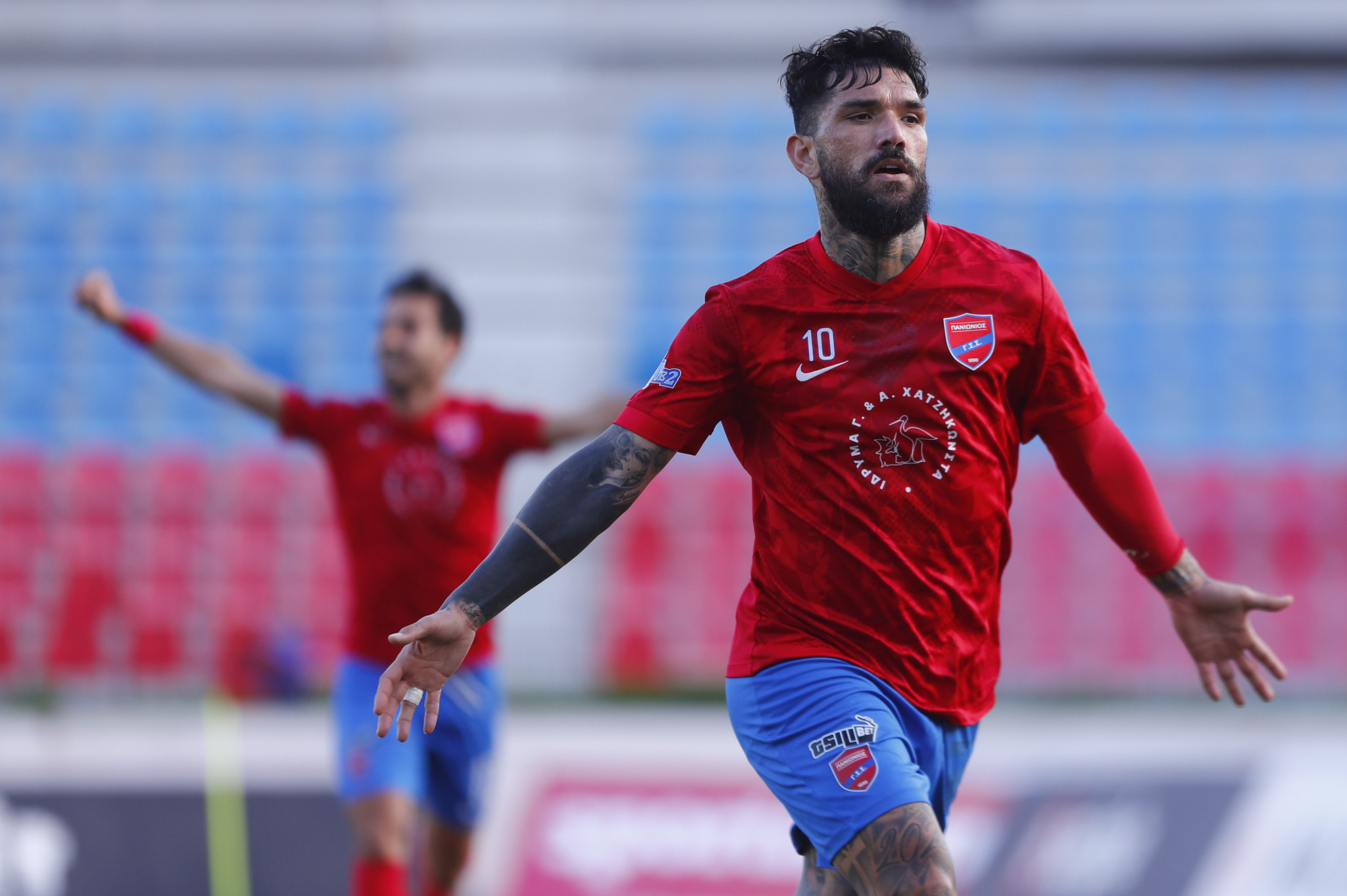 Με «χρυσό» σκόρερ τον Κολοβό ο Πανιώνιος επικράτησε του Αιγάλεω και πλησίασε την Καλαμάτα