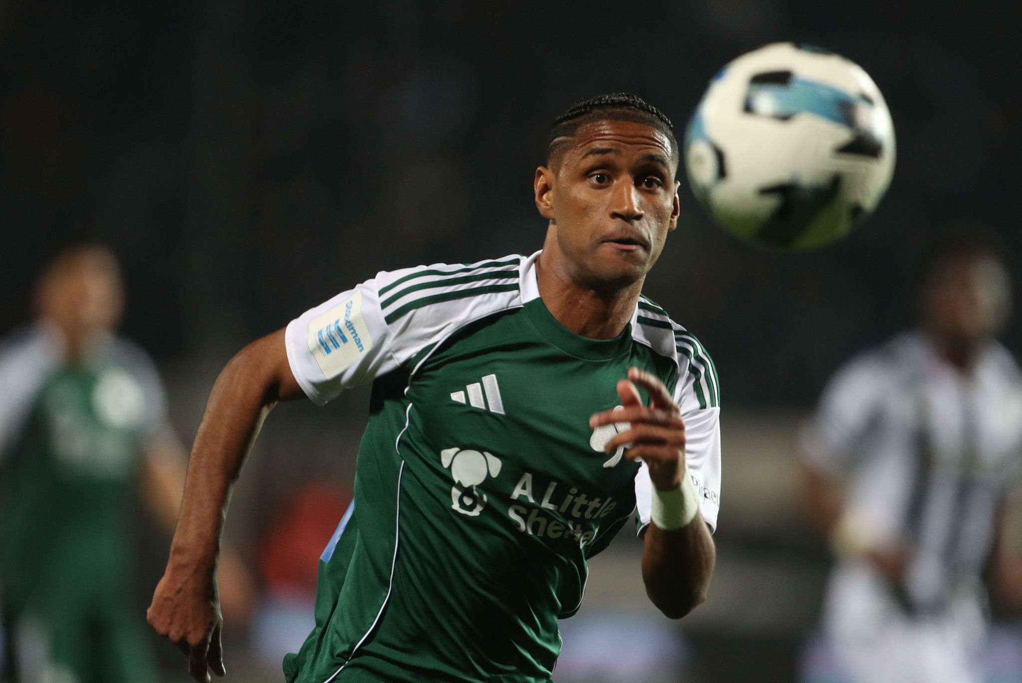 «Ο Τετέ αποτελεί τον μεγάλο στόχο της Γκρέμιο - Συνεχείς επαφές μεταξύ των δύο πλευρών»