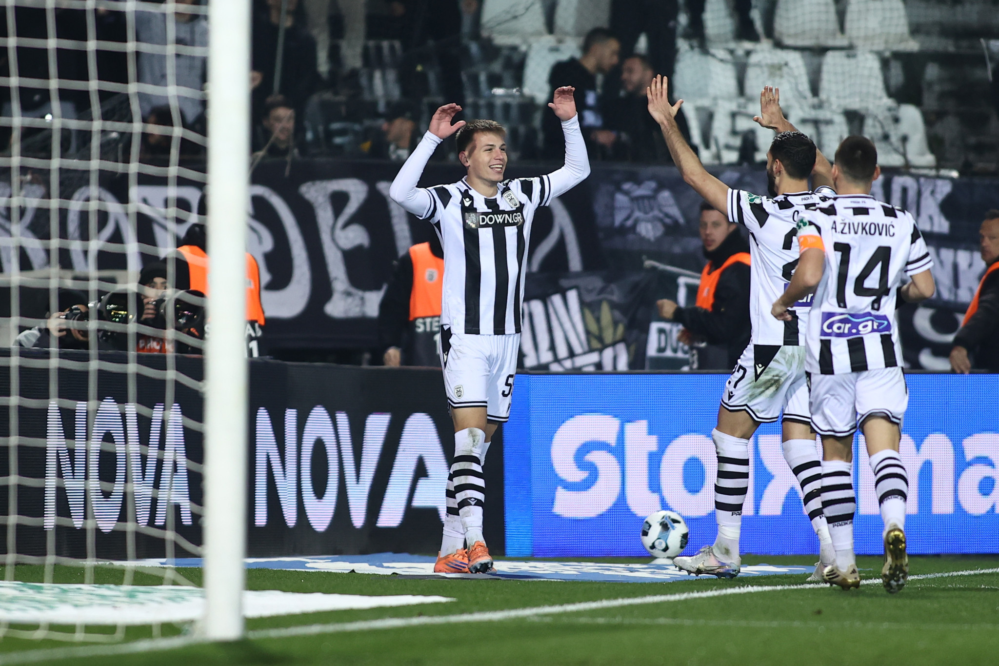 Με καρφωτή κεφαλιά ο Μύθου το 2-0 για τον ΠΑΟΚ (video)