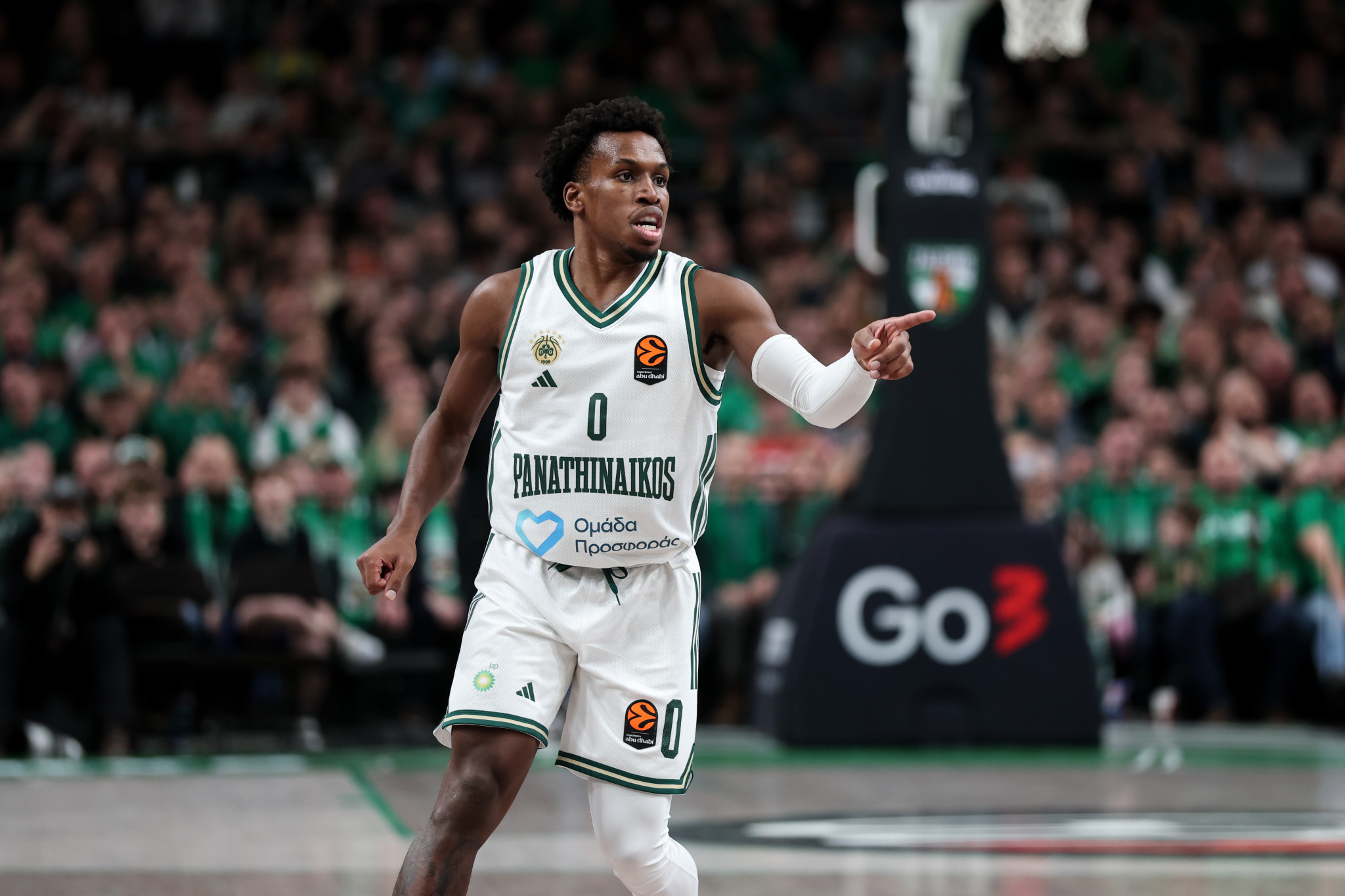 Double double στην Euroleague για τον Σορτς 8,5 μήνες μετά...