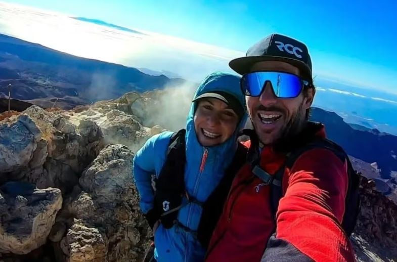 Θρίλερ στα 3.798 μέτρα - Μια γυναίκα νεκρή, ο σύντροφός της αρνήθηκε βοήθεια και έβαλε το κινητό σε αθόρυβη λειτουργία