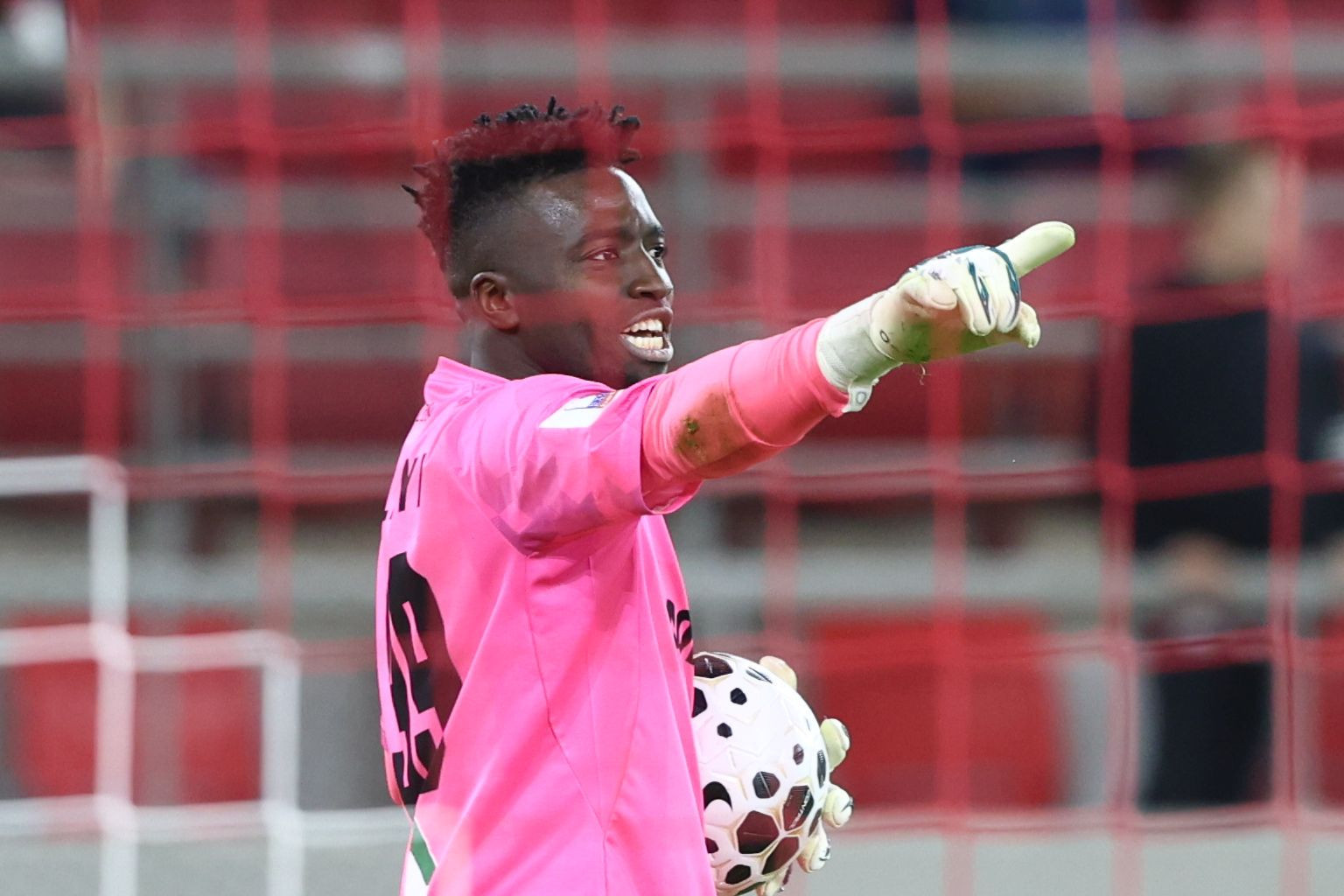 Ελεύθερος από τον Βόλο ο Αντεμπάγιο Αντελέγε