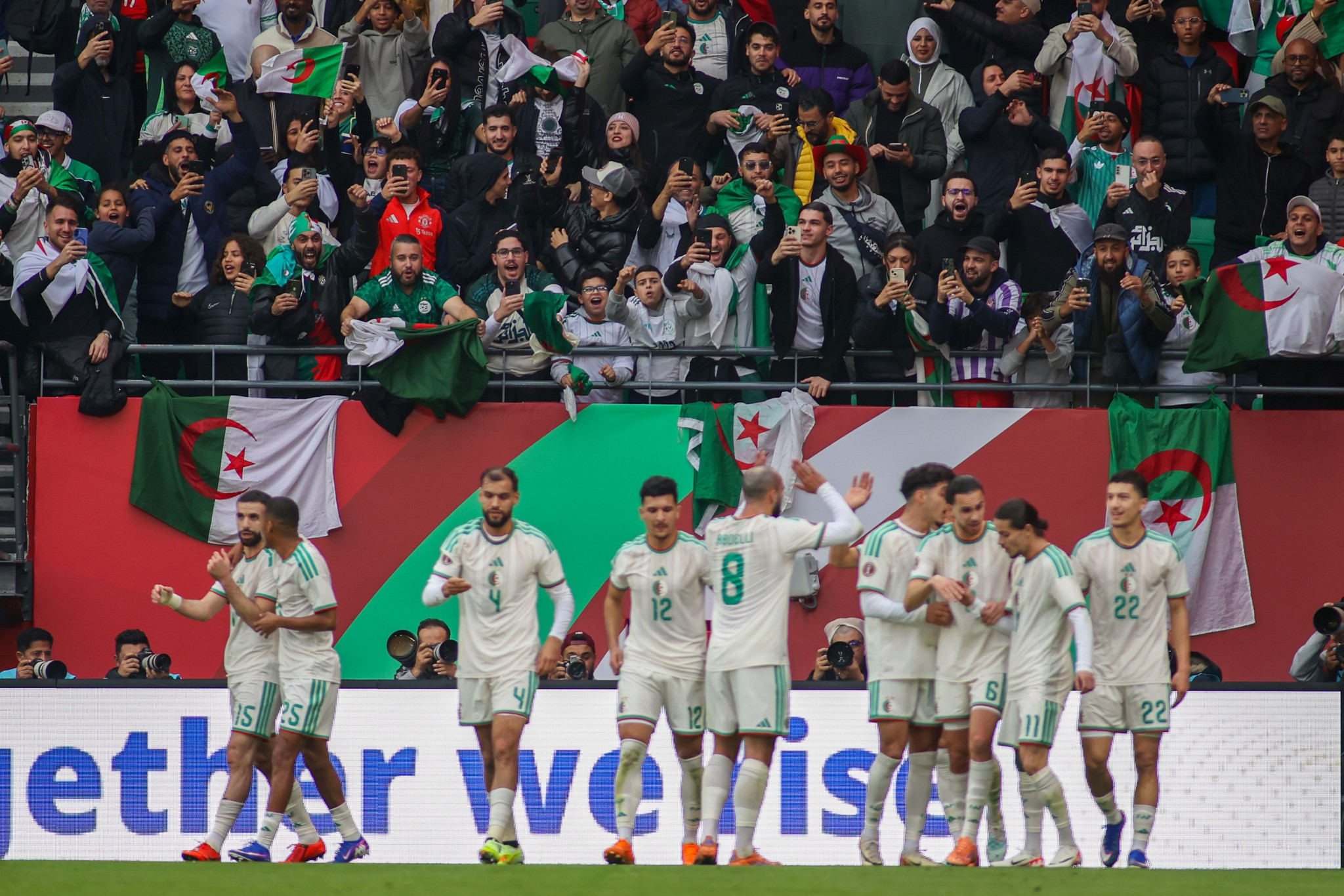 Η Αλγερία λύγισε στην παράταση το Κονγκό και πέρασε στους «8»