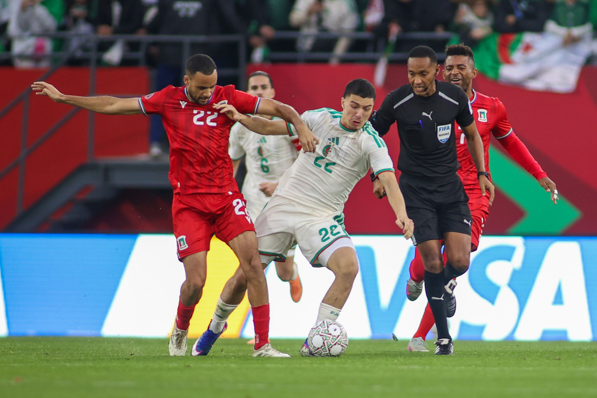 Ο περίεργος λόγος που το Αλγερία - Λαϊκή Δημοκρατία του Κονγκό θα διεξαχθεί υπό την παρουσία FBI