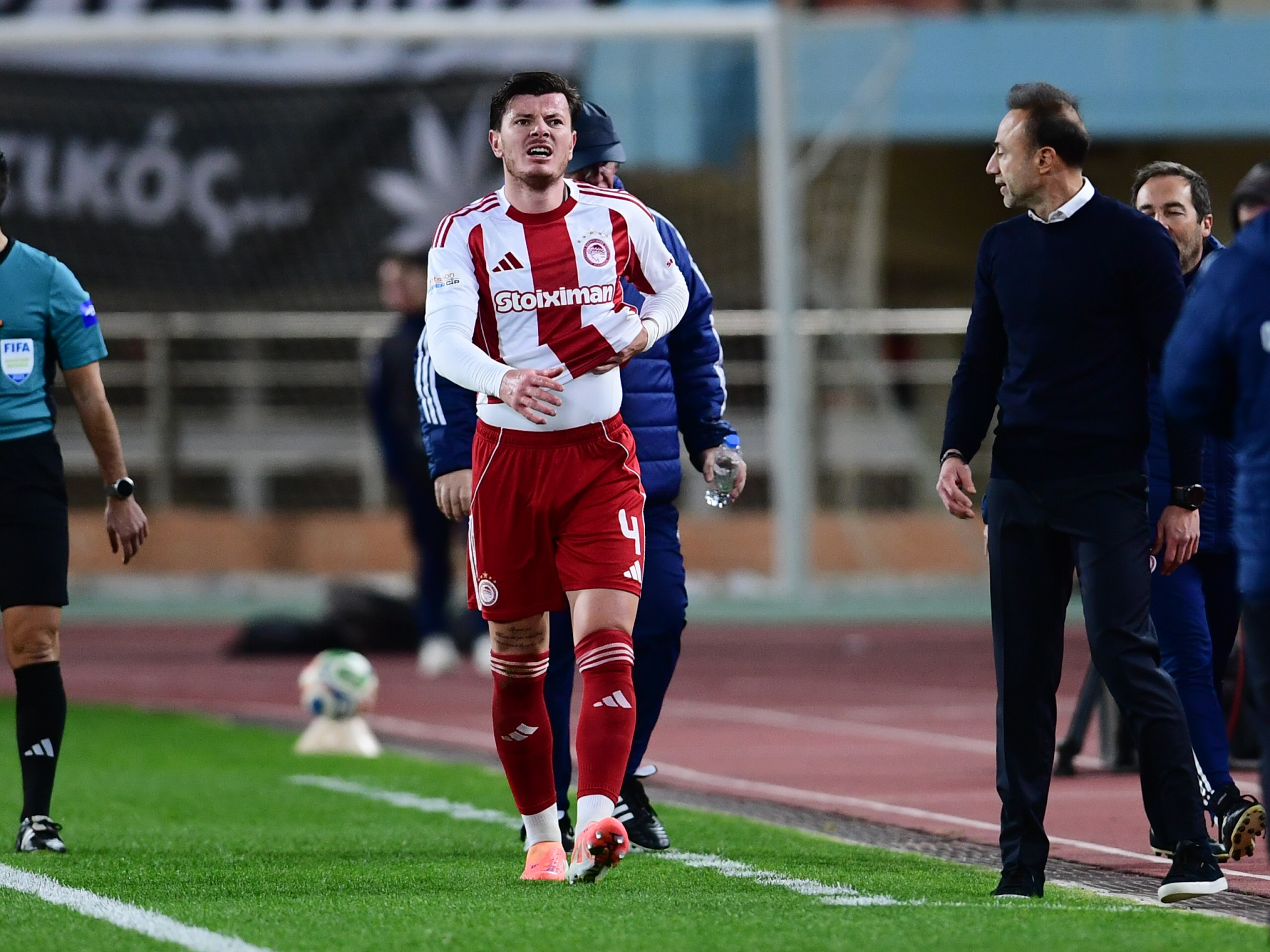 Τραυματίστηκε ο Μπιανκόν - Αγωνία στον Ολυμπιακό (video)