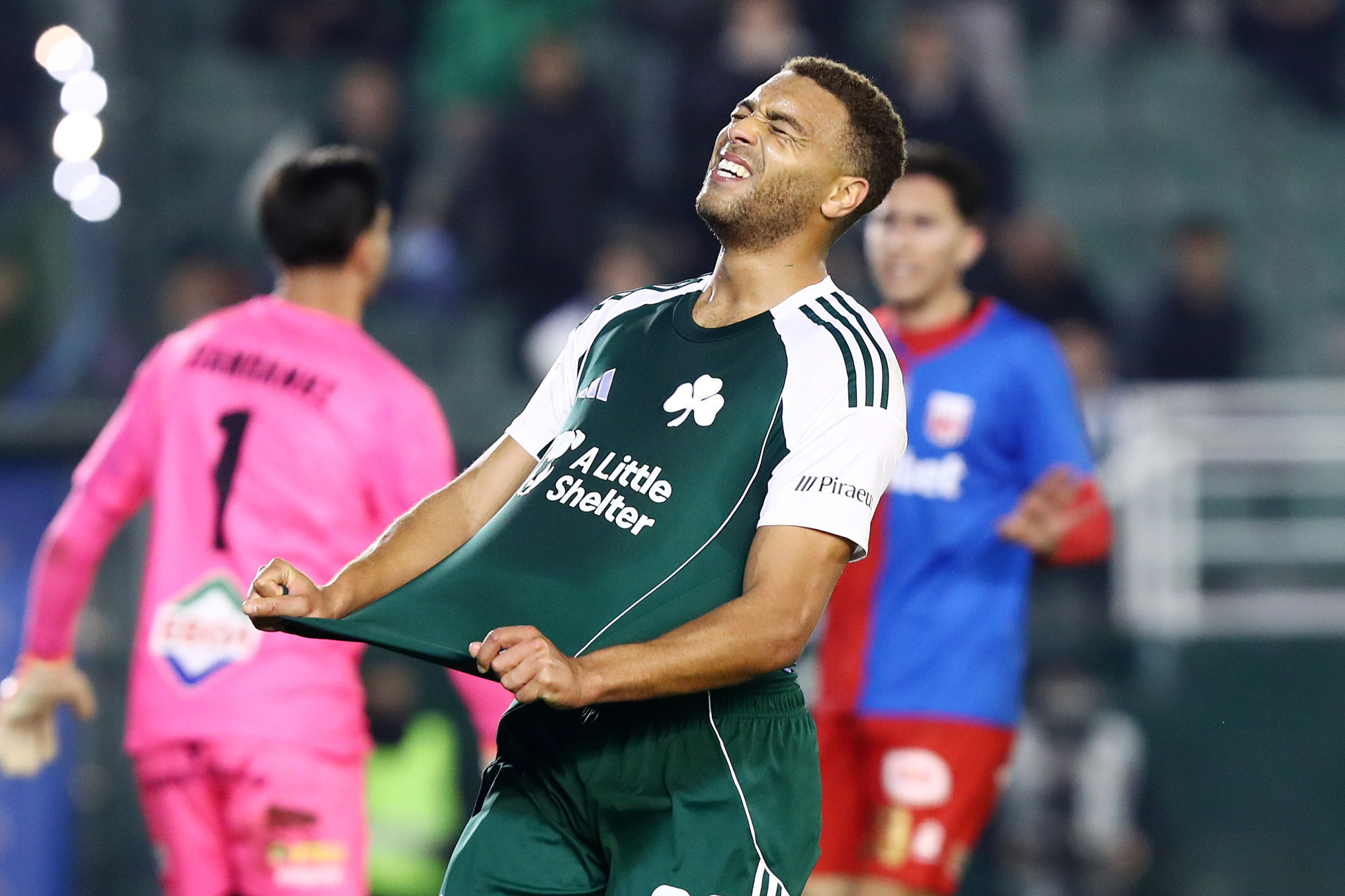 Η «ισορροπία» στους φορ του Παναθηναϊκού μετά το νέο σοβαρό «πλήγμα» με τον Ντέσερς