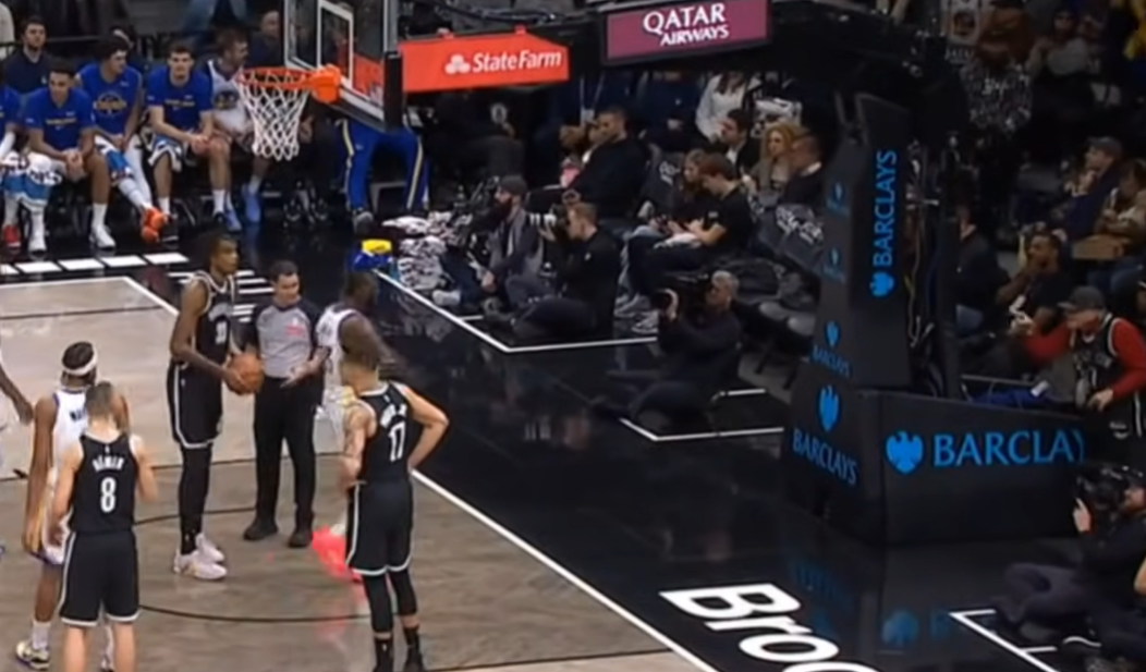 Ο Γκριν είχε επεισόδιο με 89χρονο φίλο των Νετς: «Βάλε τον γέρικο κ@λ@ σου κάτω» (video)