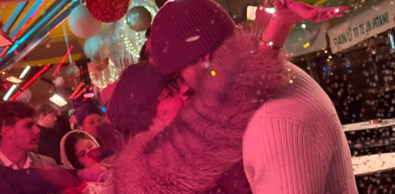 «Ήρθαν πολύ κοντά, της αγόρασε και λουλούδια» - Ο σταρ της μπάλας και η μυστηριώδης ξανθιά