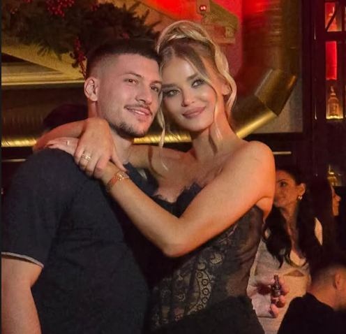 Κιτρινόμαυρα γενέθλια για τον Γιόβιτς: Έσβησε κεράκια σε τούρτα της ΑΕΚ (video)