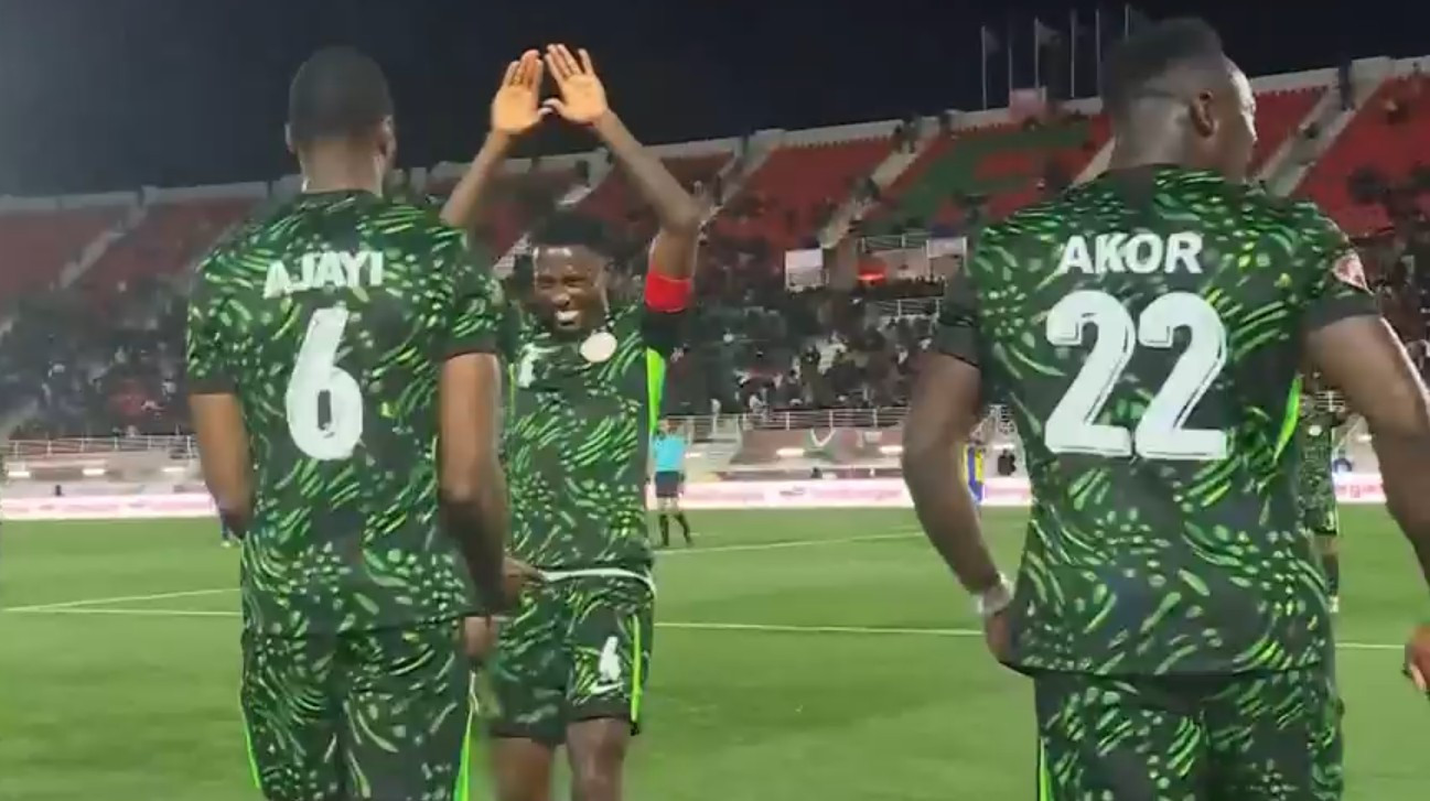 Η Νιγηρία με... παγκίτες τους Ντέσερς και Ονιεμαέτσι νίκησε την Τανζανία του Αλί Σαμάτα