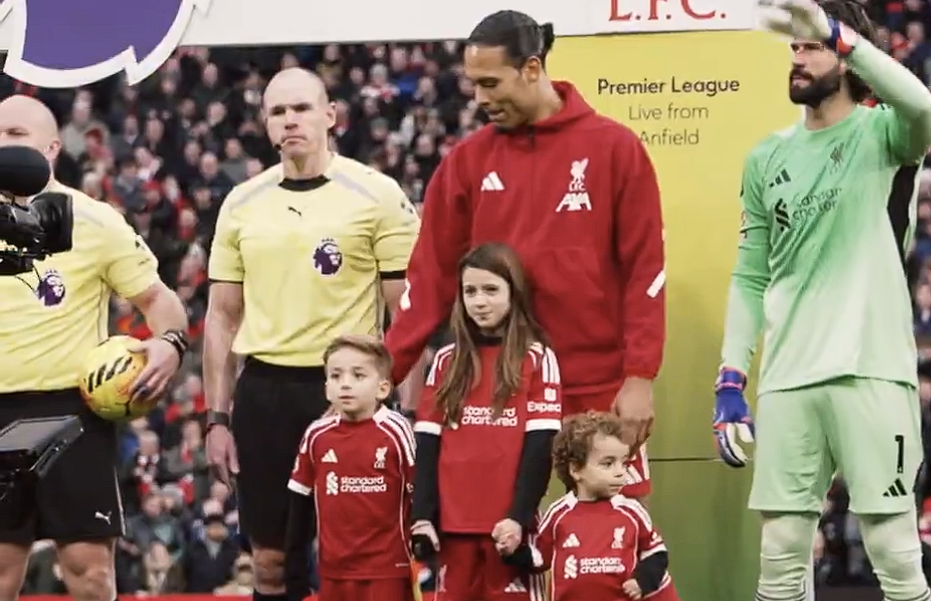 «Ραγίζει» καρδιές το βίντεο της Λίβερπουλ με τα παιδιά του Ζότα στο «Άνφιλντ» (video)