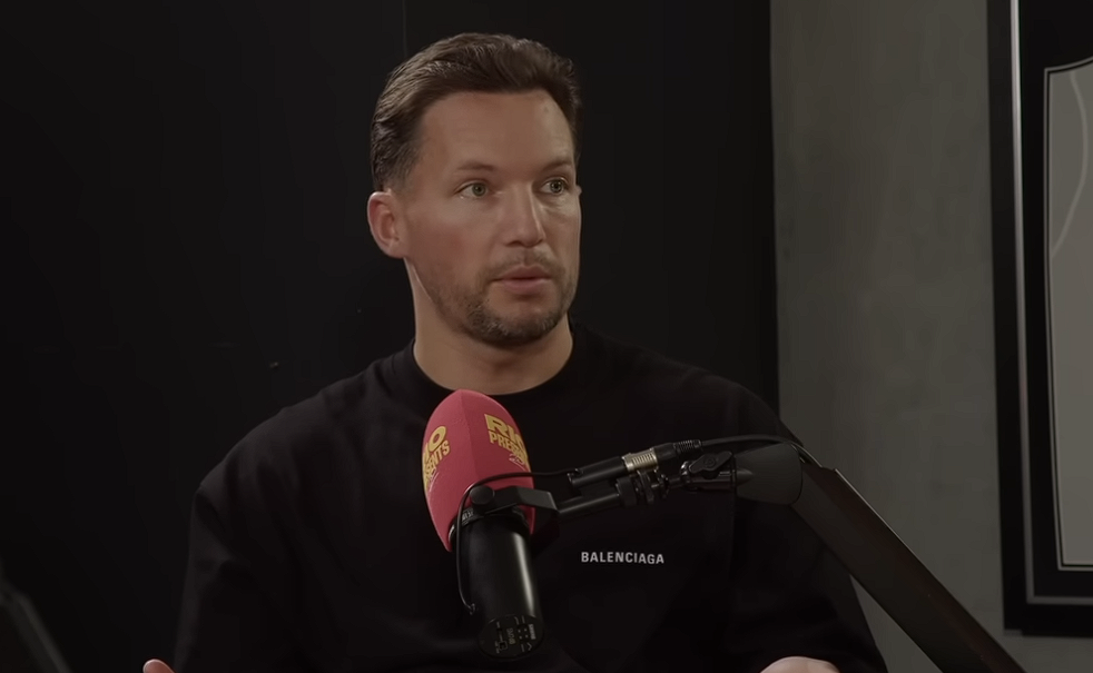 Από την κατάκτηση της Premier League στη δουλειά του οικοδόμου: «Μου αρέσει αυτό που κάνω τώρα»