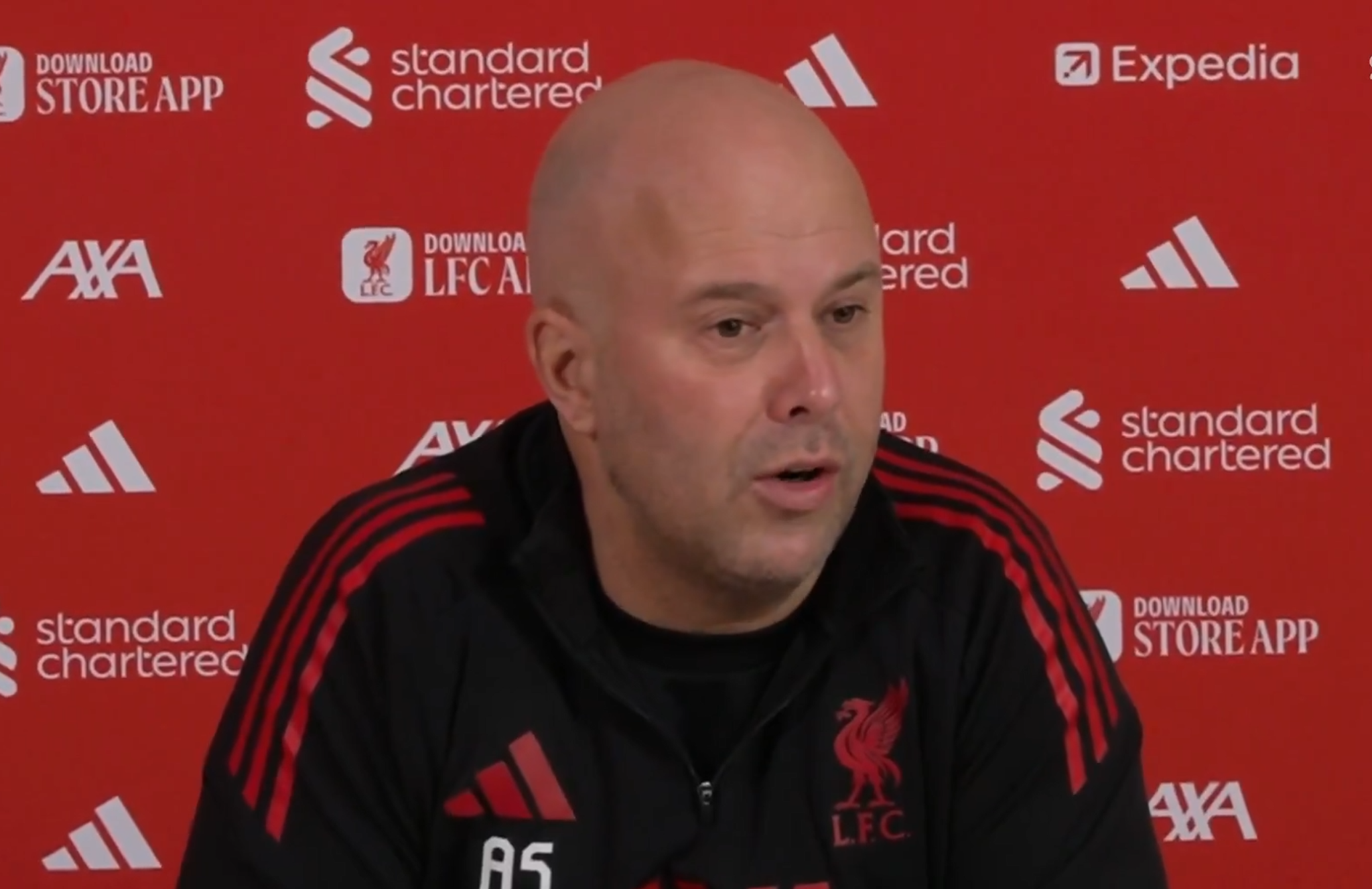 Ο Σλοτ τα αφήνει όλα πίσω του για την κόντρα με τον Σαλάχ - «Οι πράξεις μιλούν πιο δυνατά από τα λόγια»