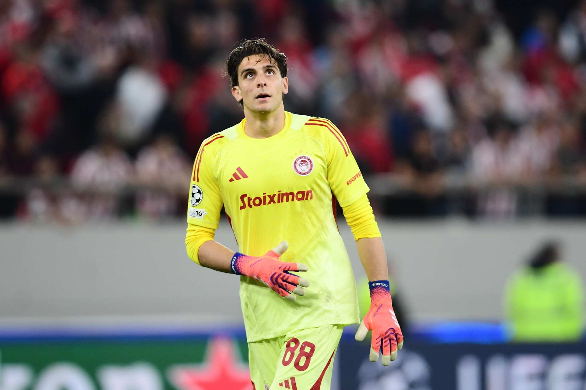 Τζολάκης και Στρακόσια ανάμεσα στους κορυφαίους τερματοφύλακες του 2025