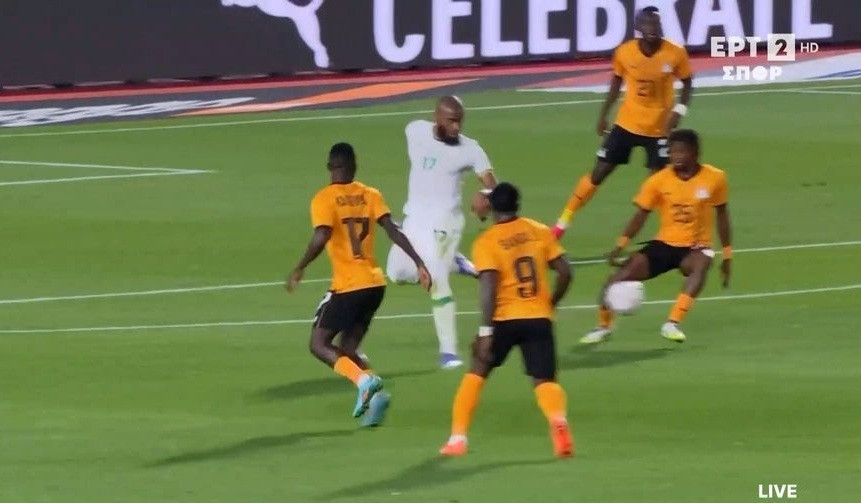 Μοιρασιά για Ζάμπια και Κομόρες