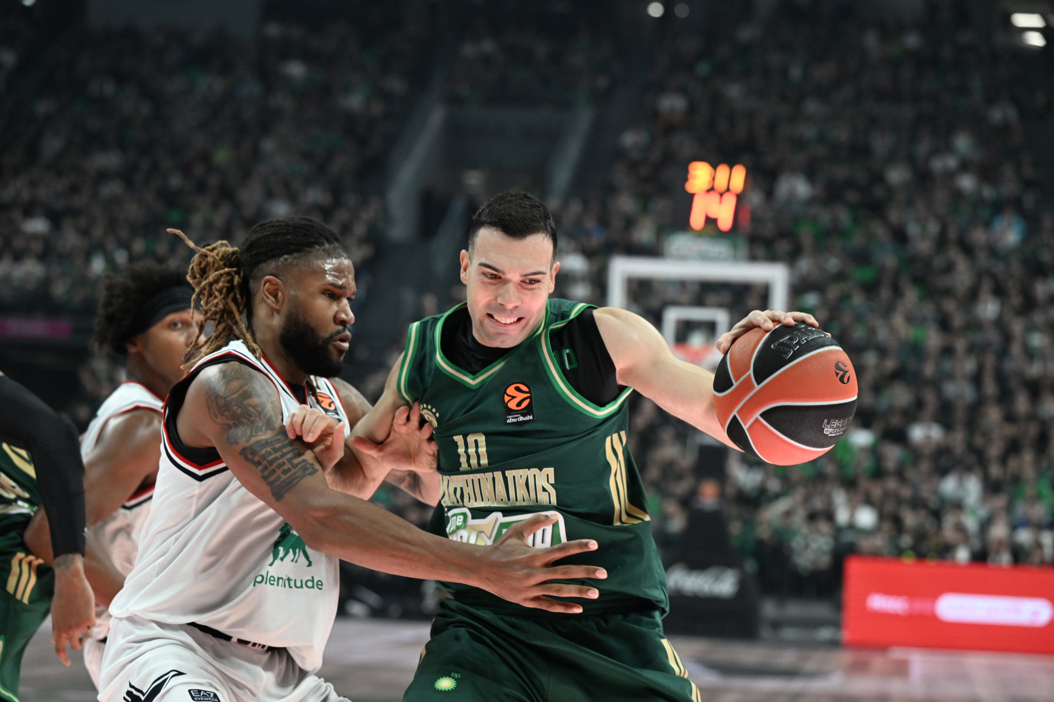 Υποτονικός, ευάλωτος και ηττημένος ο Παναθηναϊκός, η Μιλάνο έκανε ό,τι ήθελε στο «Τ-Center»