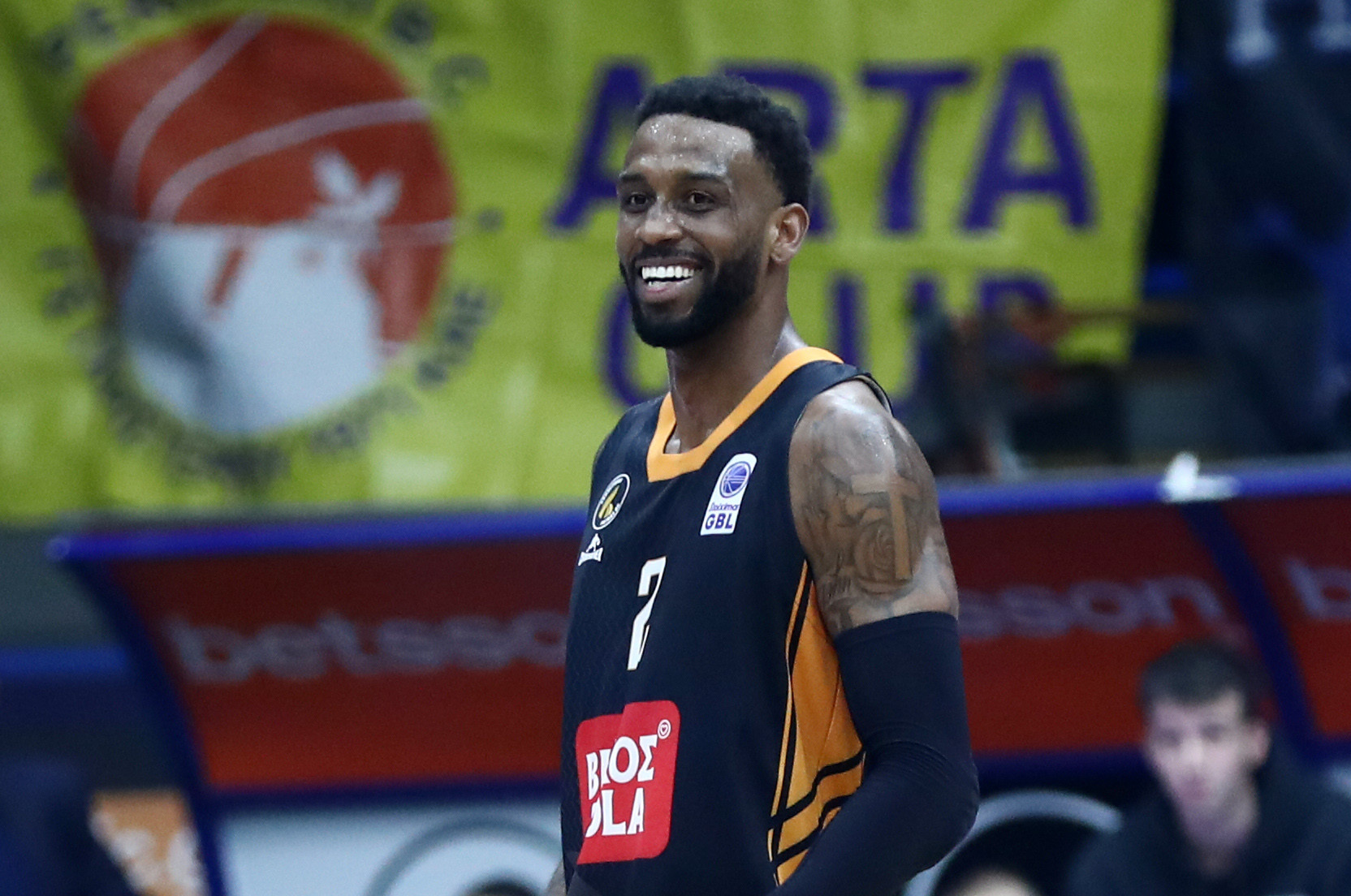 Ο Προμηθέας θέλει να κρατήσει τον Χάμοντς