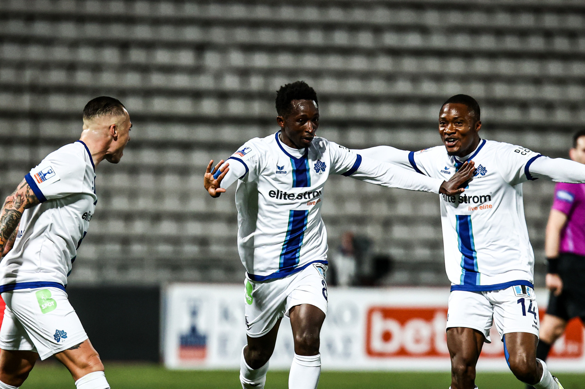 Η βολίδα του Αμανί έστειλε την Κηφισιά στους «8» του Κυπέλλου