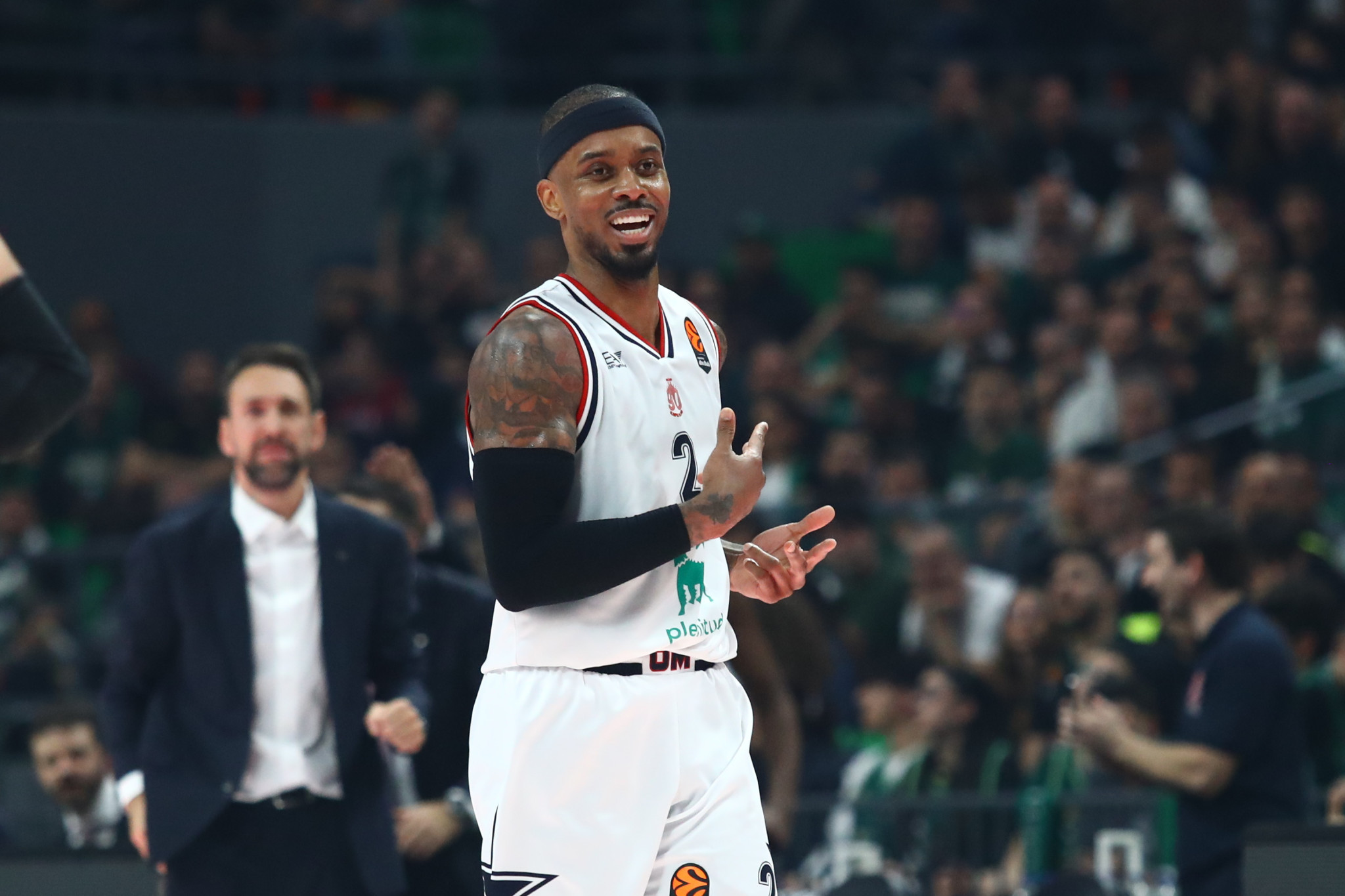 Revenge game από τον Λορέντζο Μπράουν κόντρα στον Παναθηναϊκό στην επιστροφή του στο ΟΑΚΑ